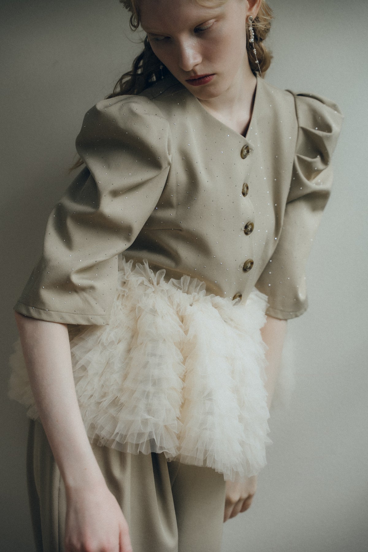 model:173cm size:L color:ベージュ