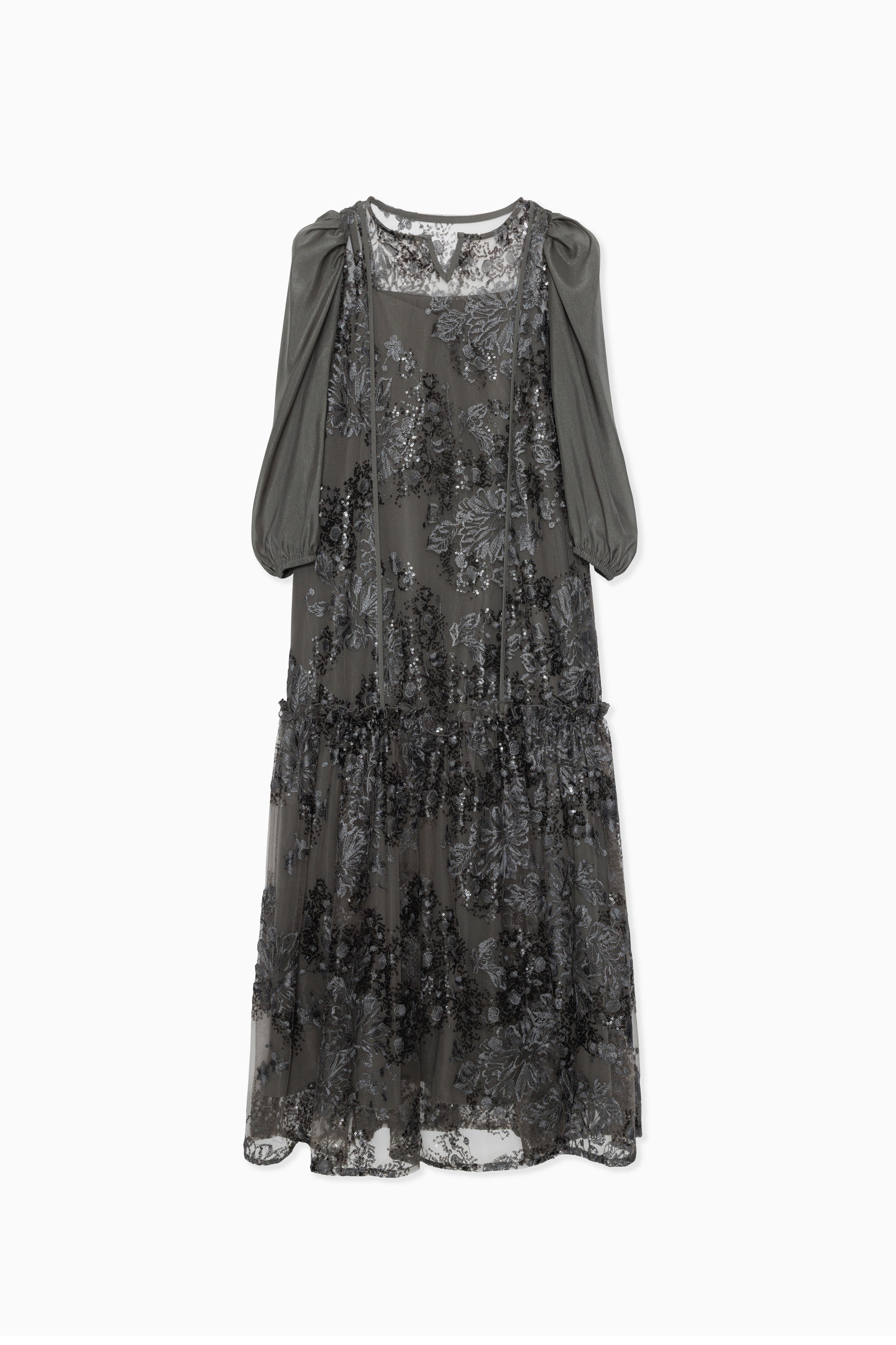 1036 Detachable sleeve dress