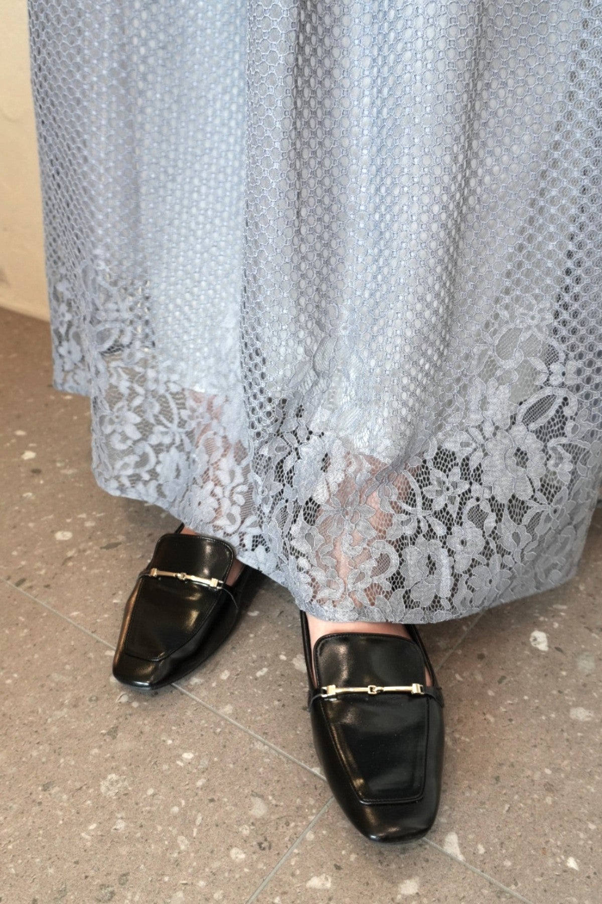 1102 Square Loafers