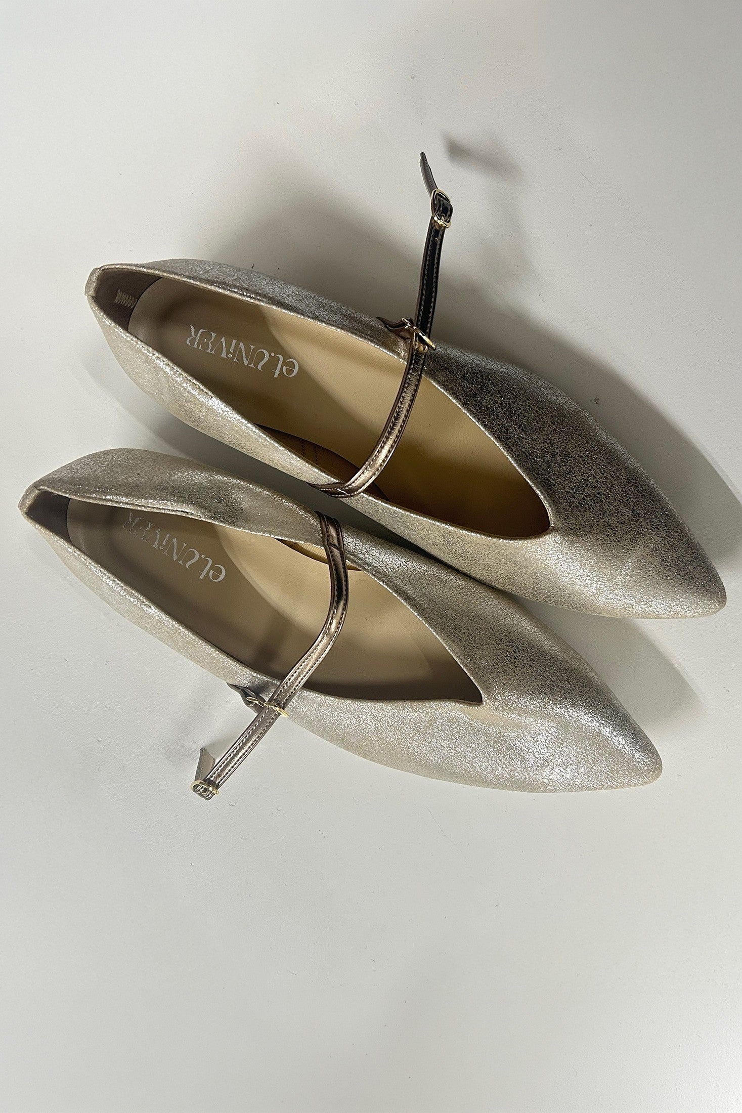 1101 Single Strap Pointed Flats