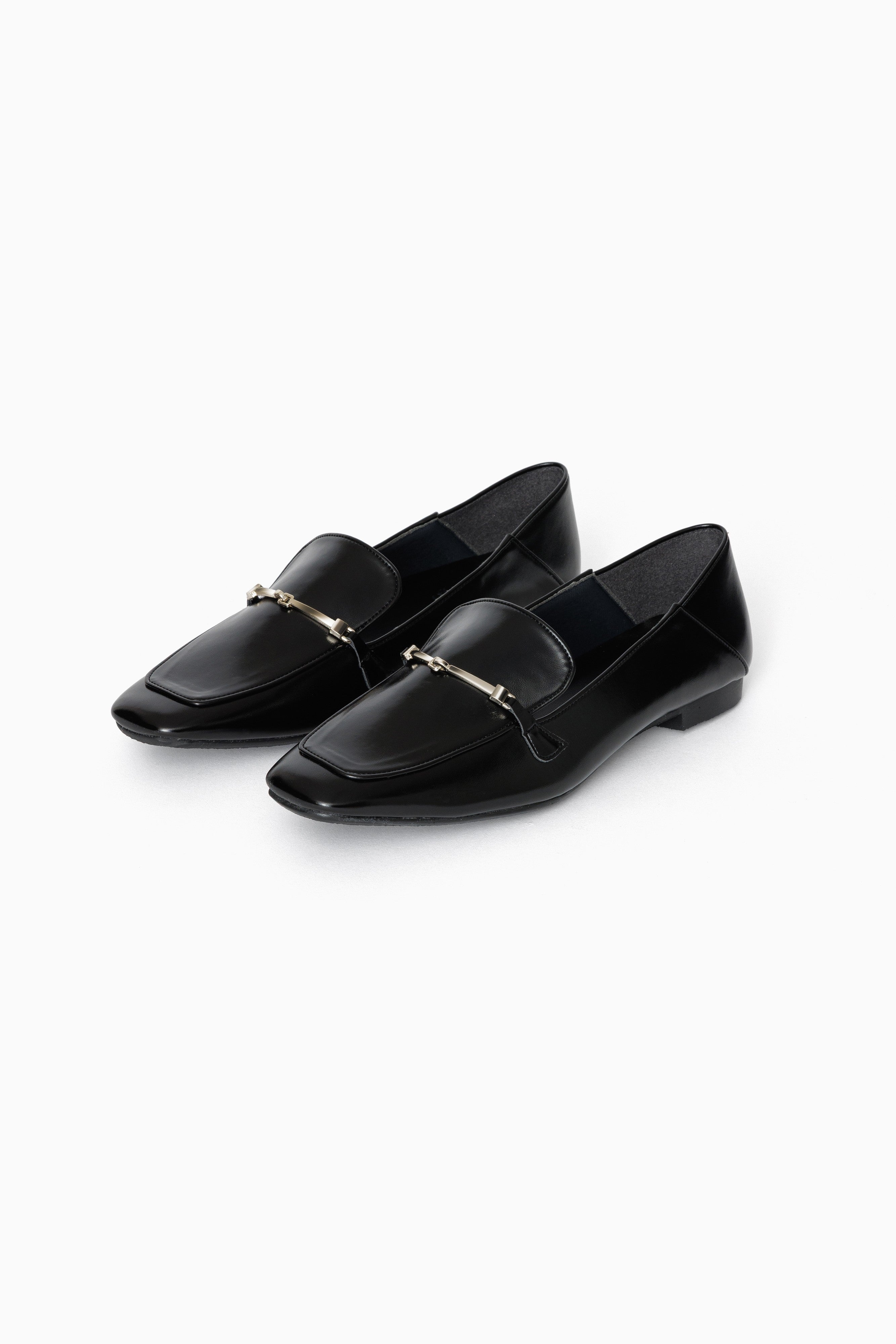 1102 Square Loafers