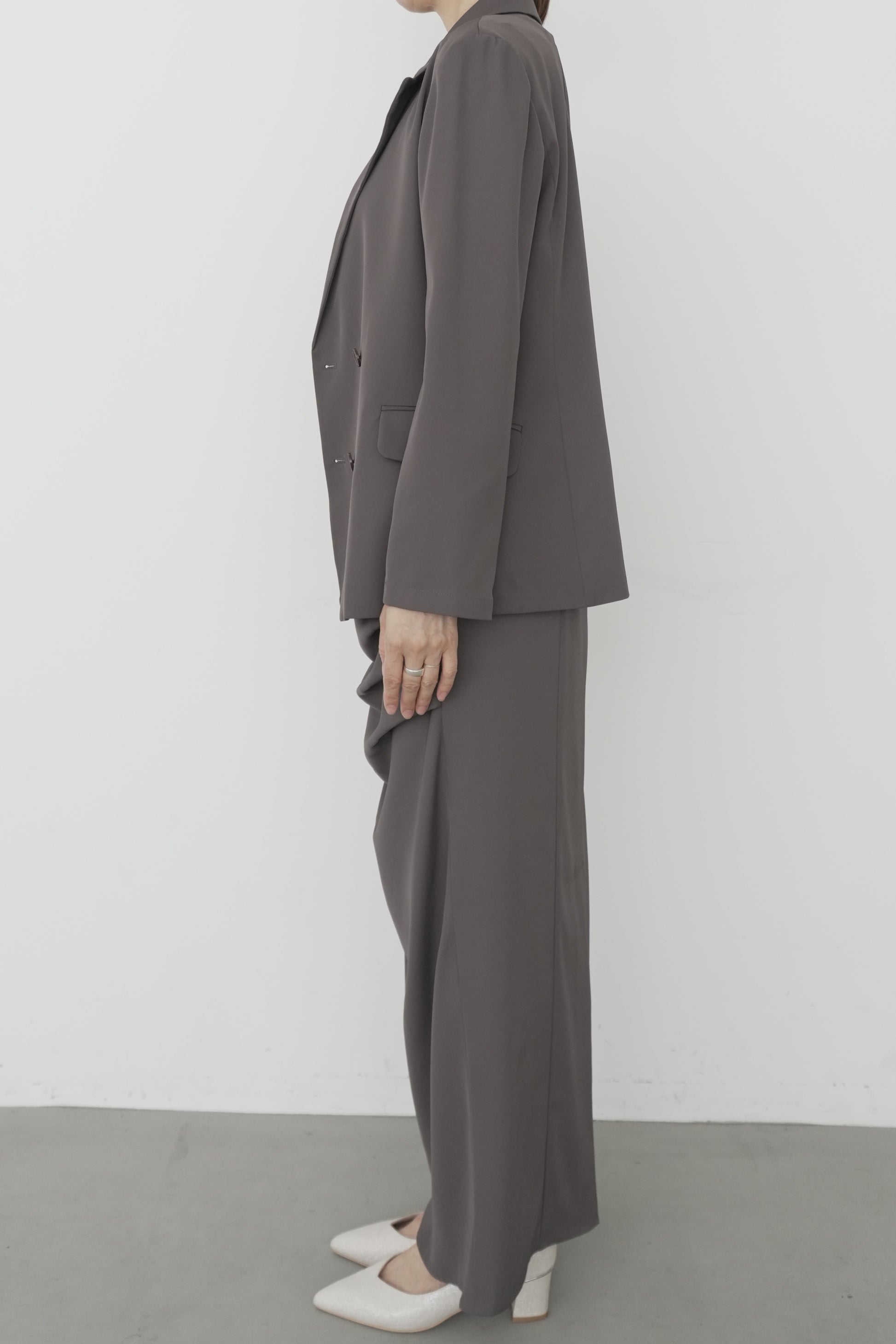 model:164cm size:L color:ブラウン