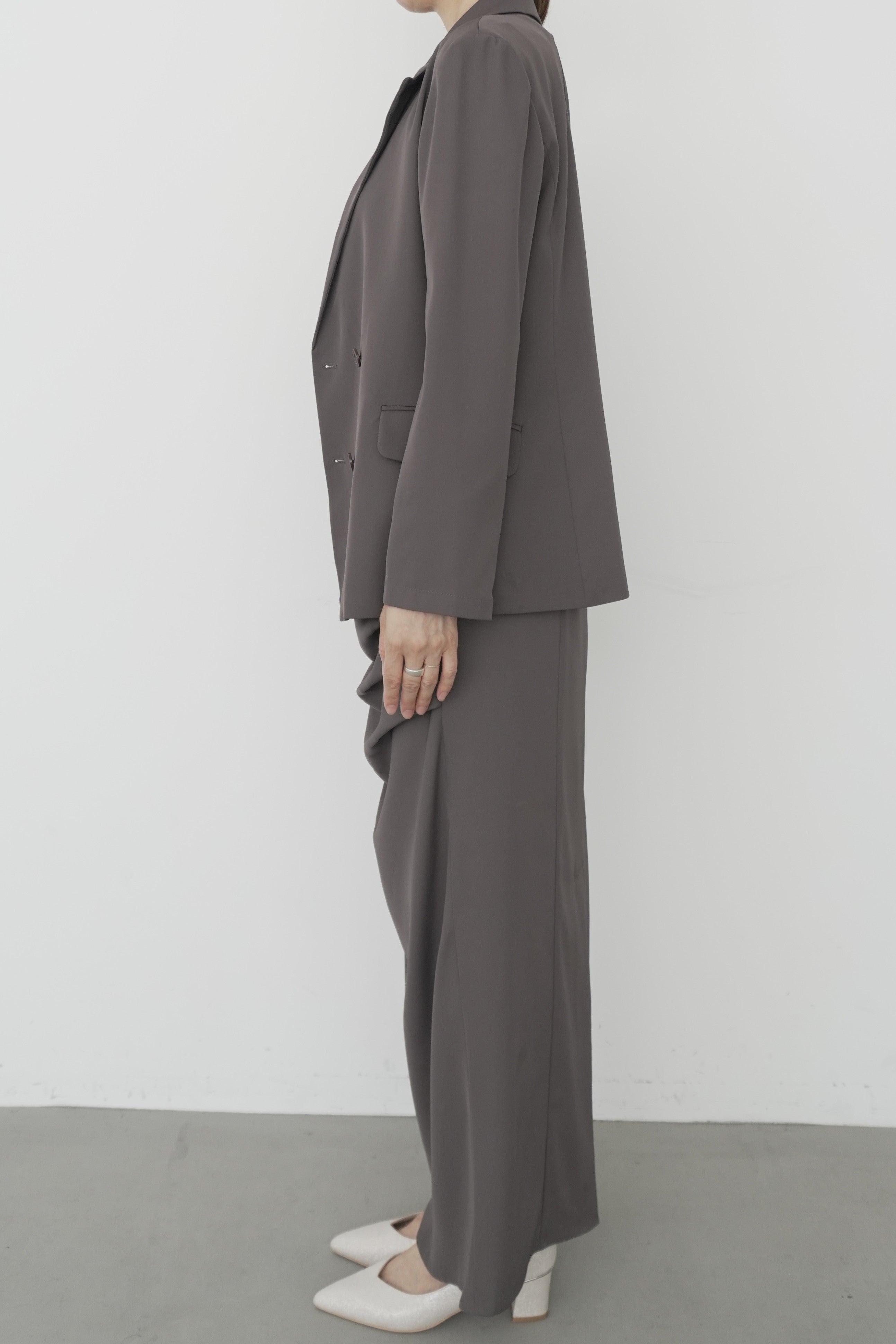model:164cm size:L color:ブラウン