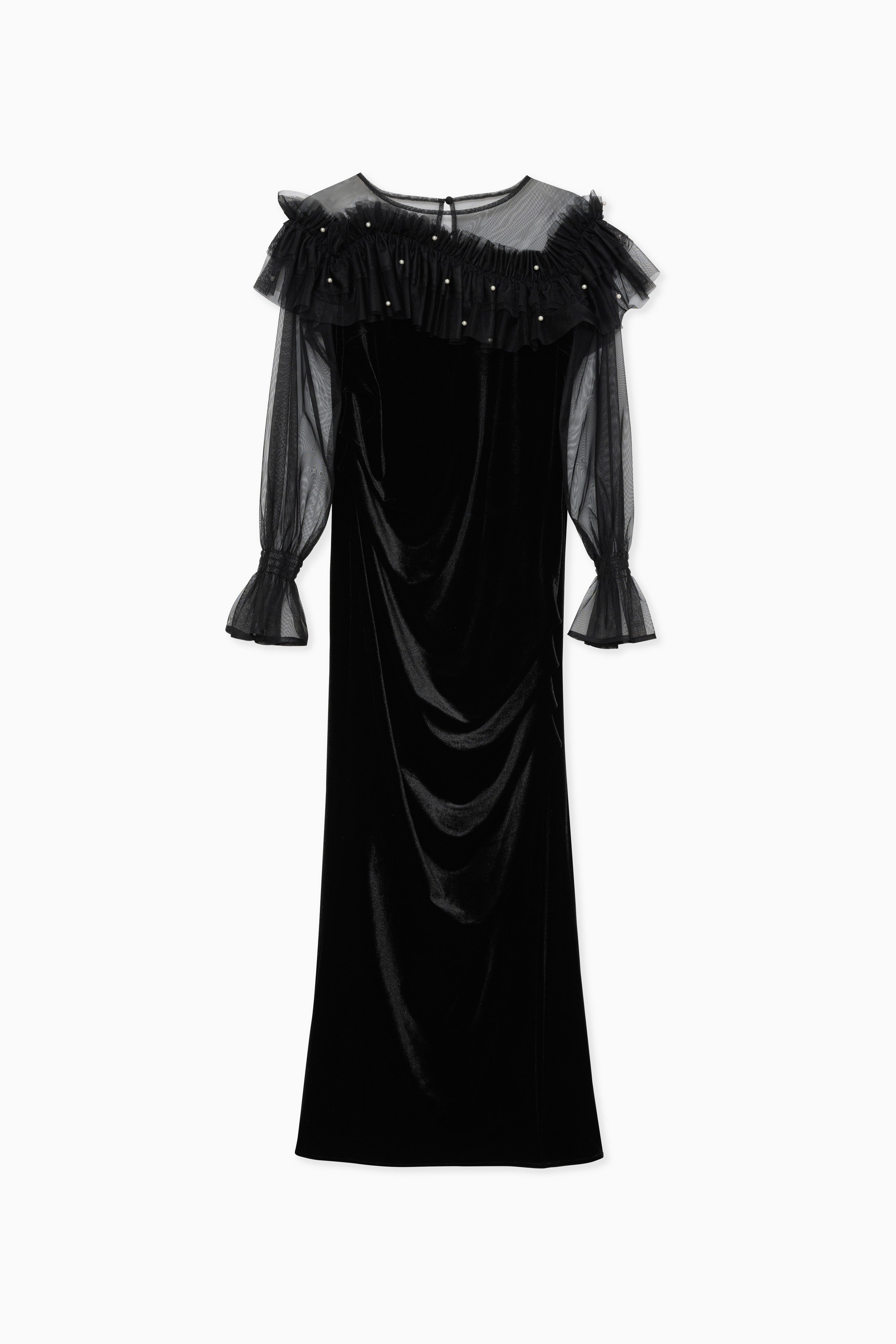 1108  Tulle cape dress