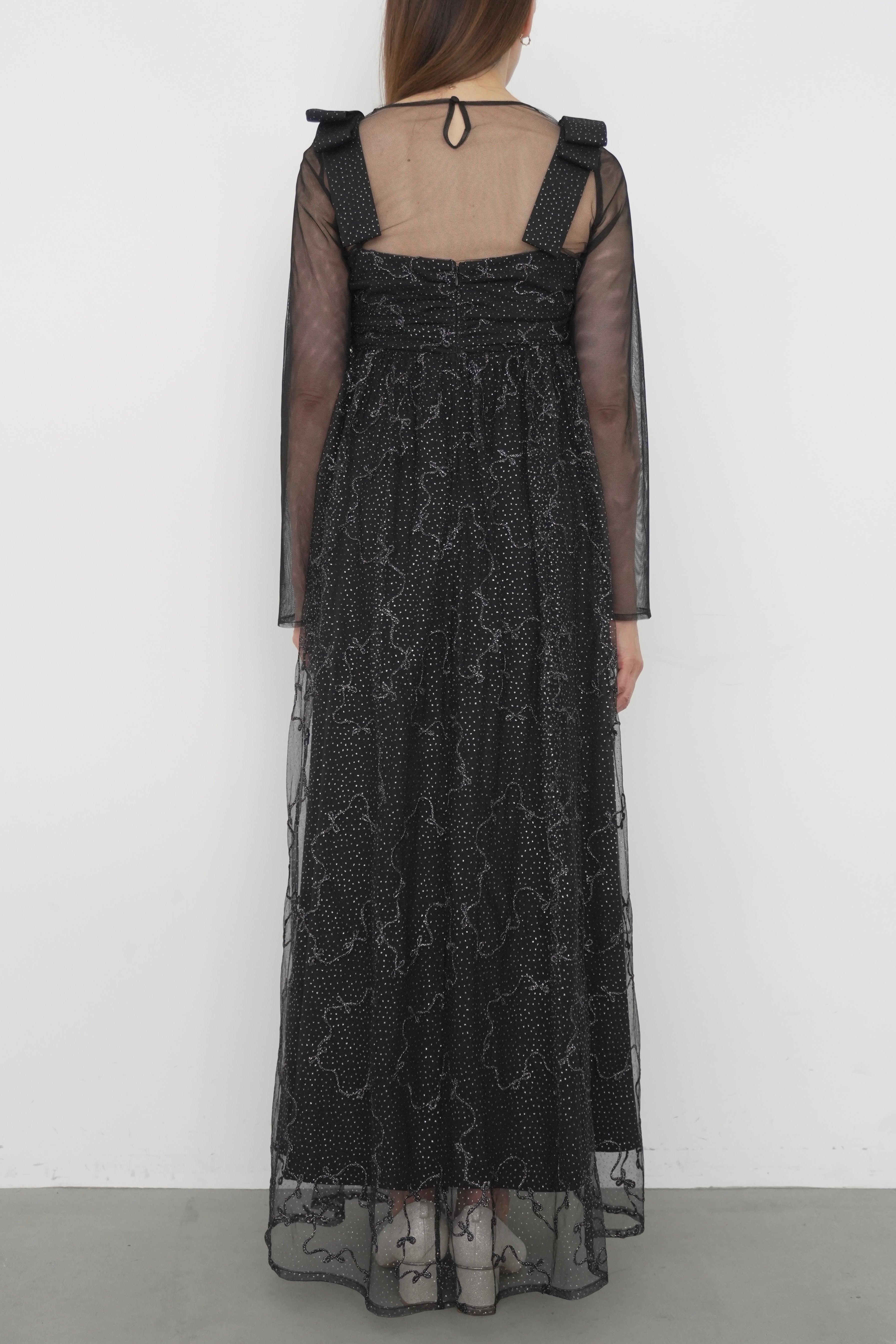 1113 Ribbon tulle dress