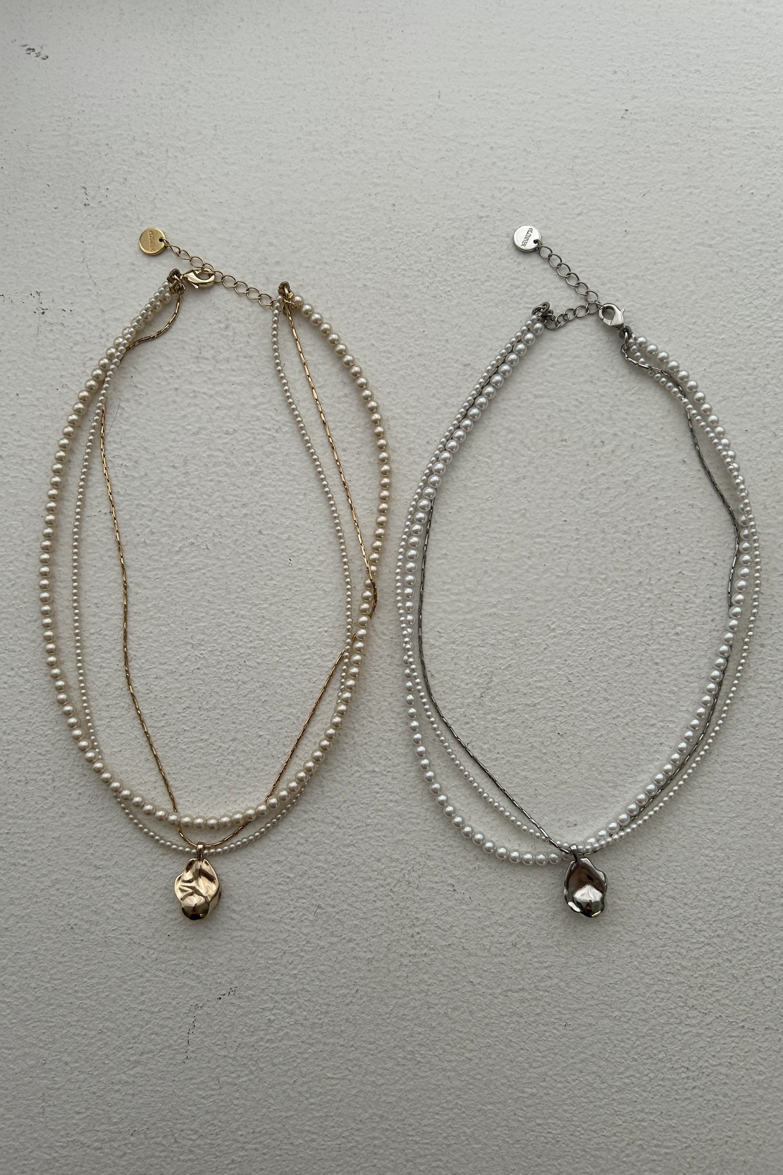 1117 Layer charm necklace