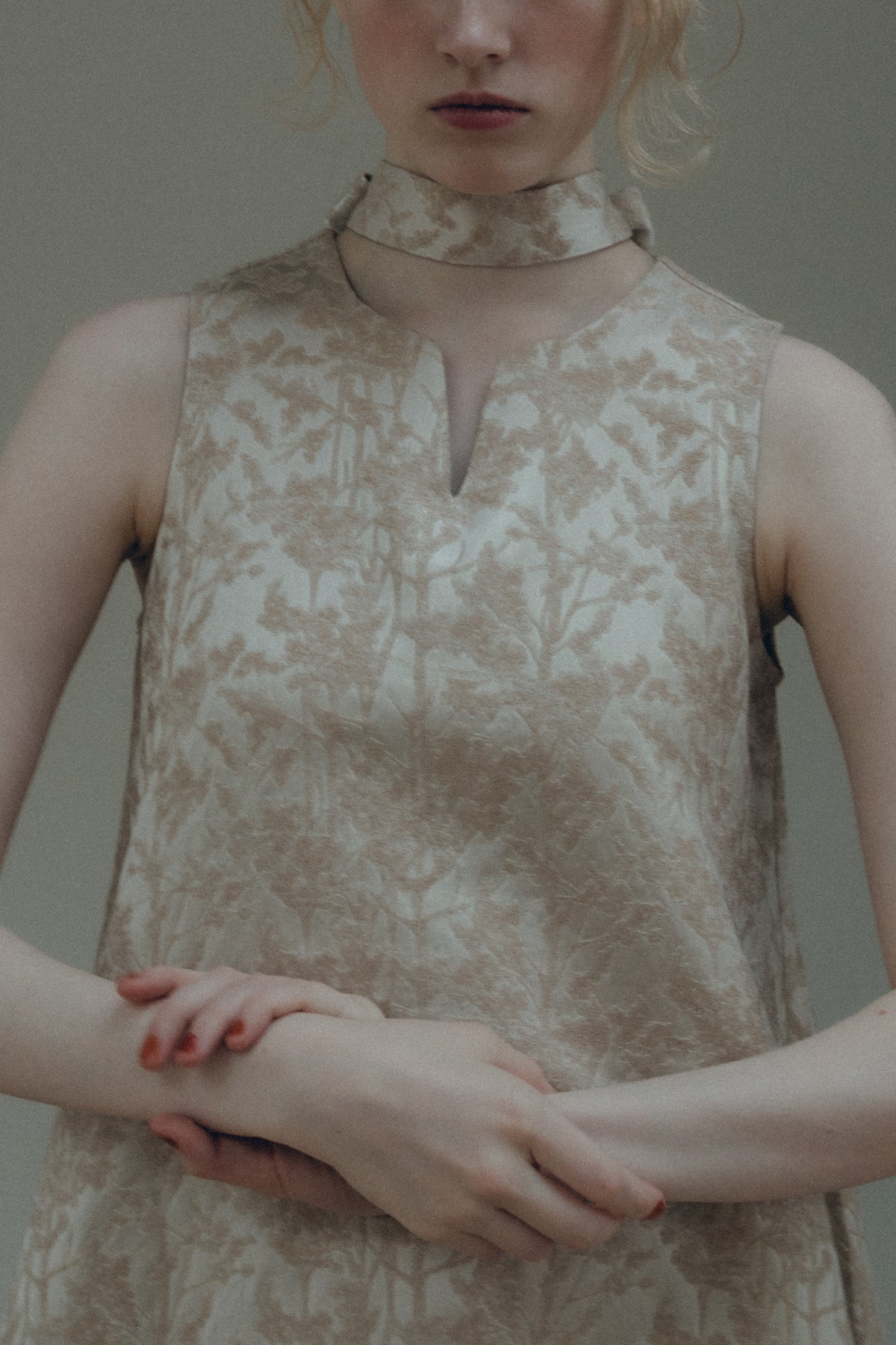 model:173cm size:M color:ベージュ