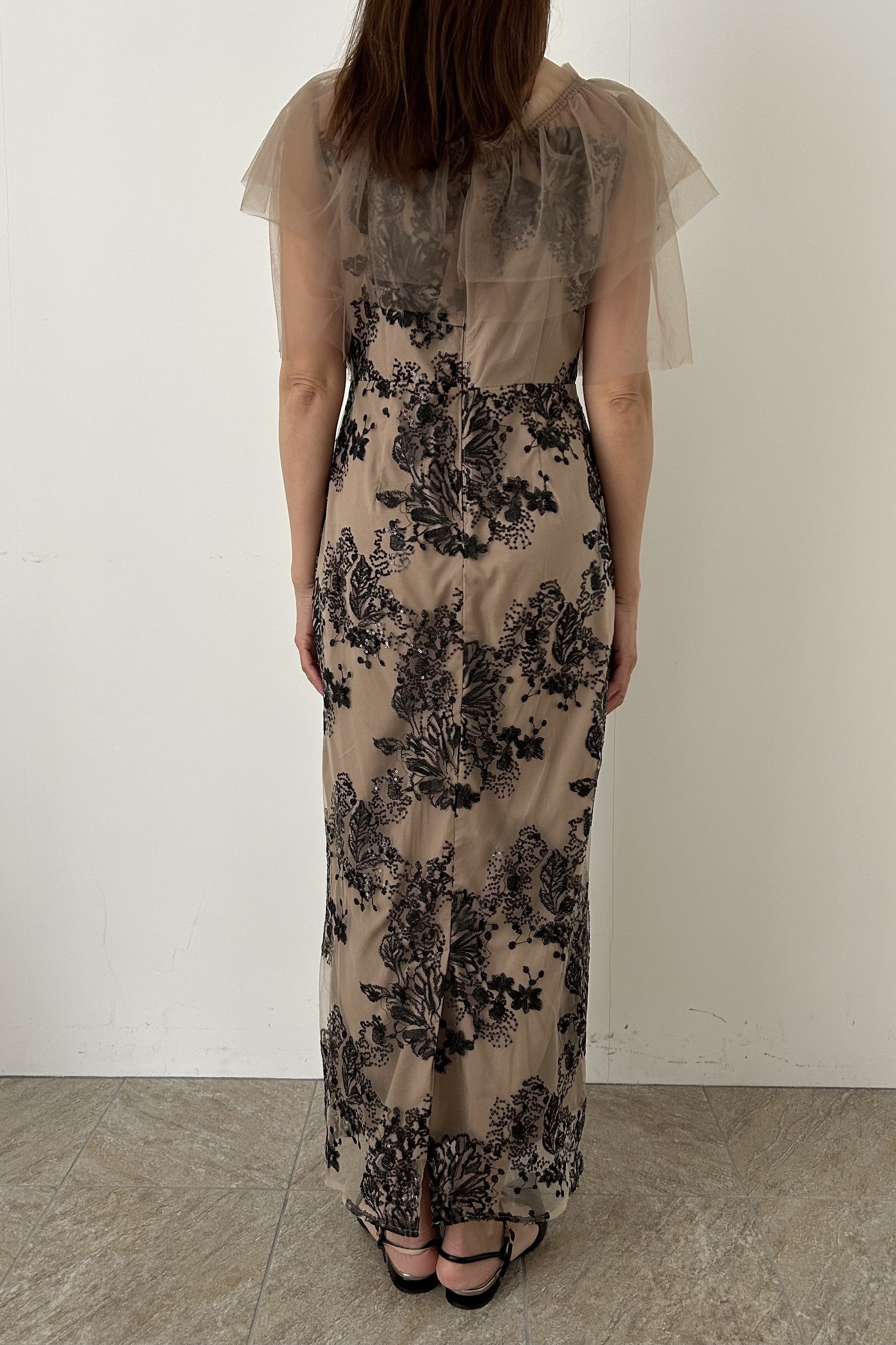 model:164cm size:L color:ベージュ