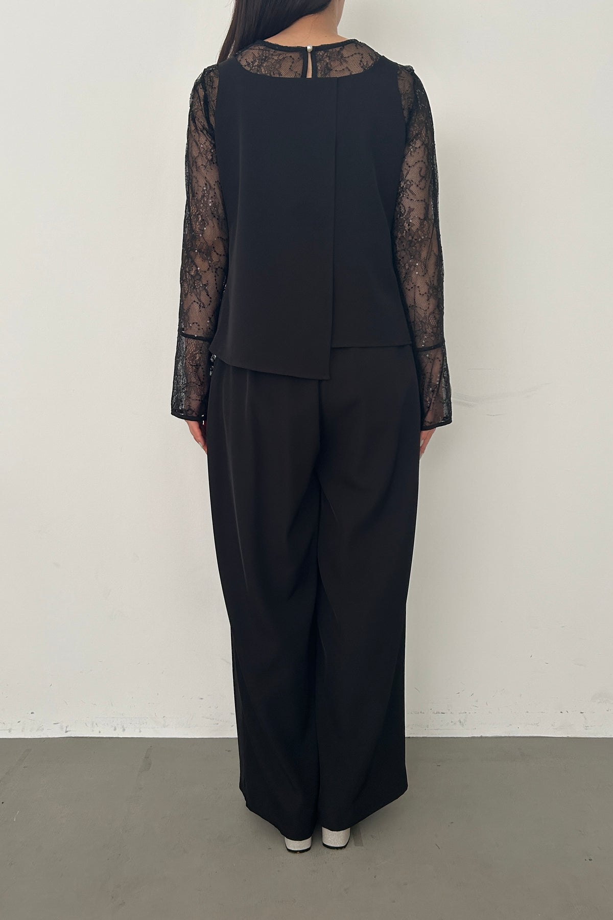 model:159cm size:S color:ブラック