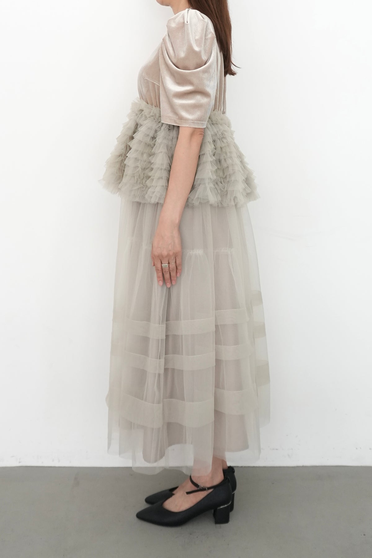 model:164cm size:L color:ベージュ