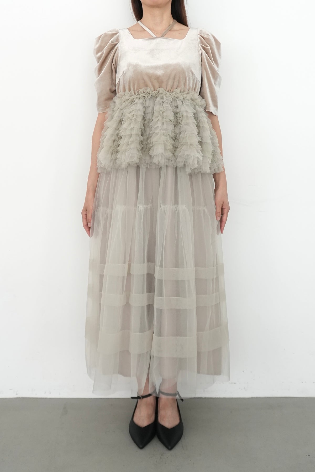 model:164cm size:L color:ベージュ