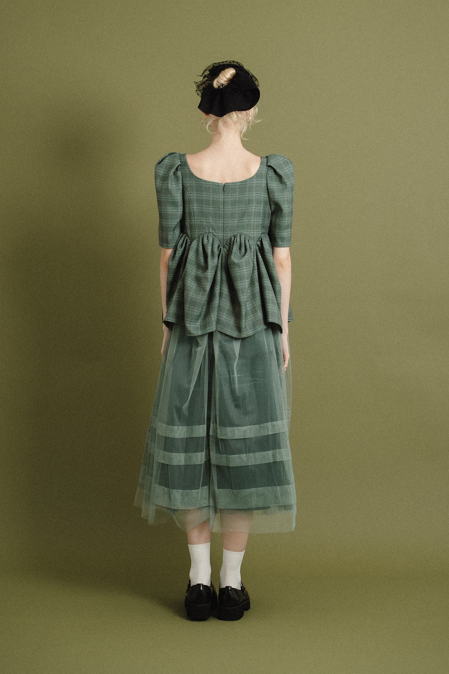 model:174cm size:モデルサイズ color:グリーン