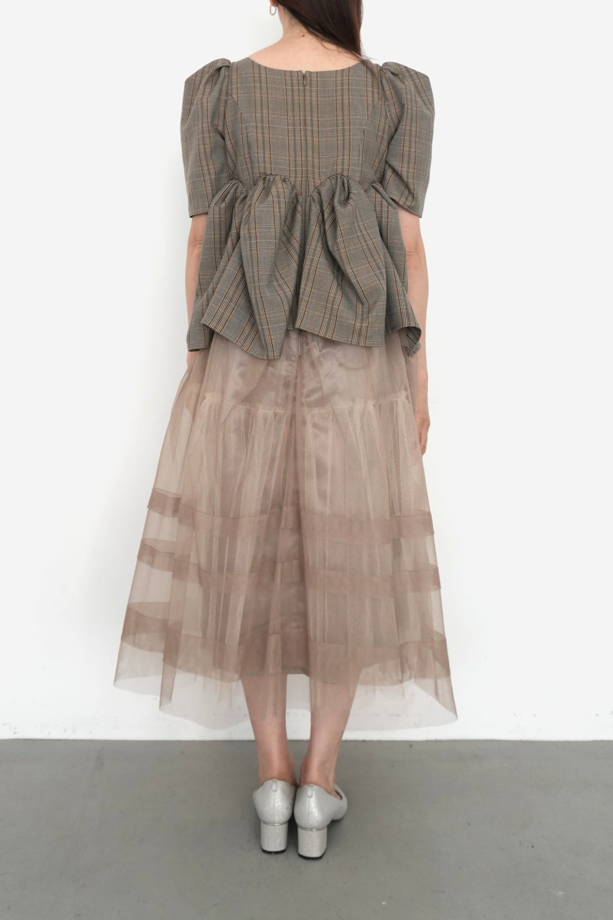 model:164cm size:S color:ベージュ
