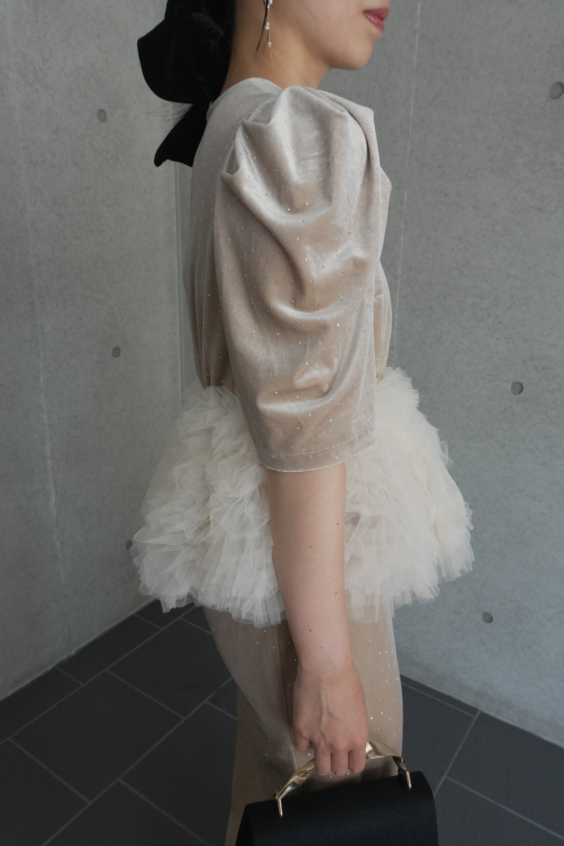 model:159cm color:ベージュ