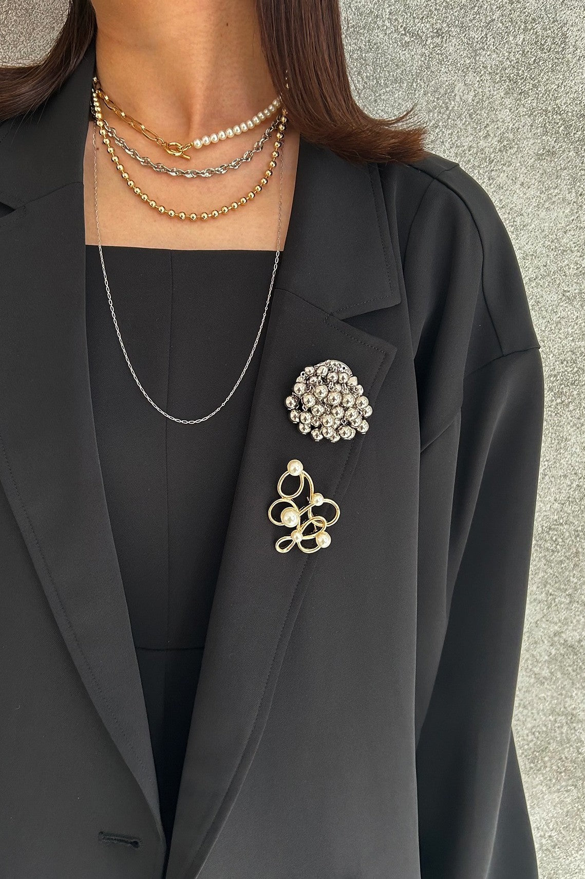 940 Dot brooch