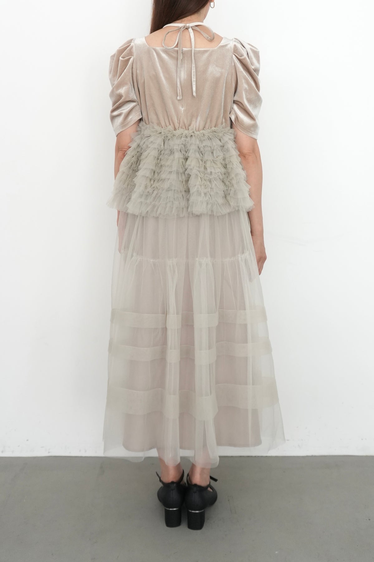 model:164cm size:L color:ベージュ