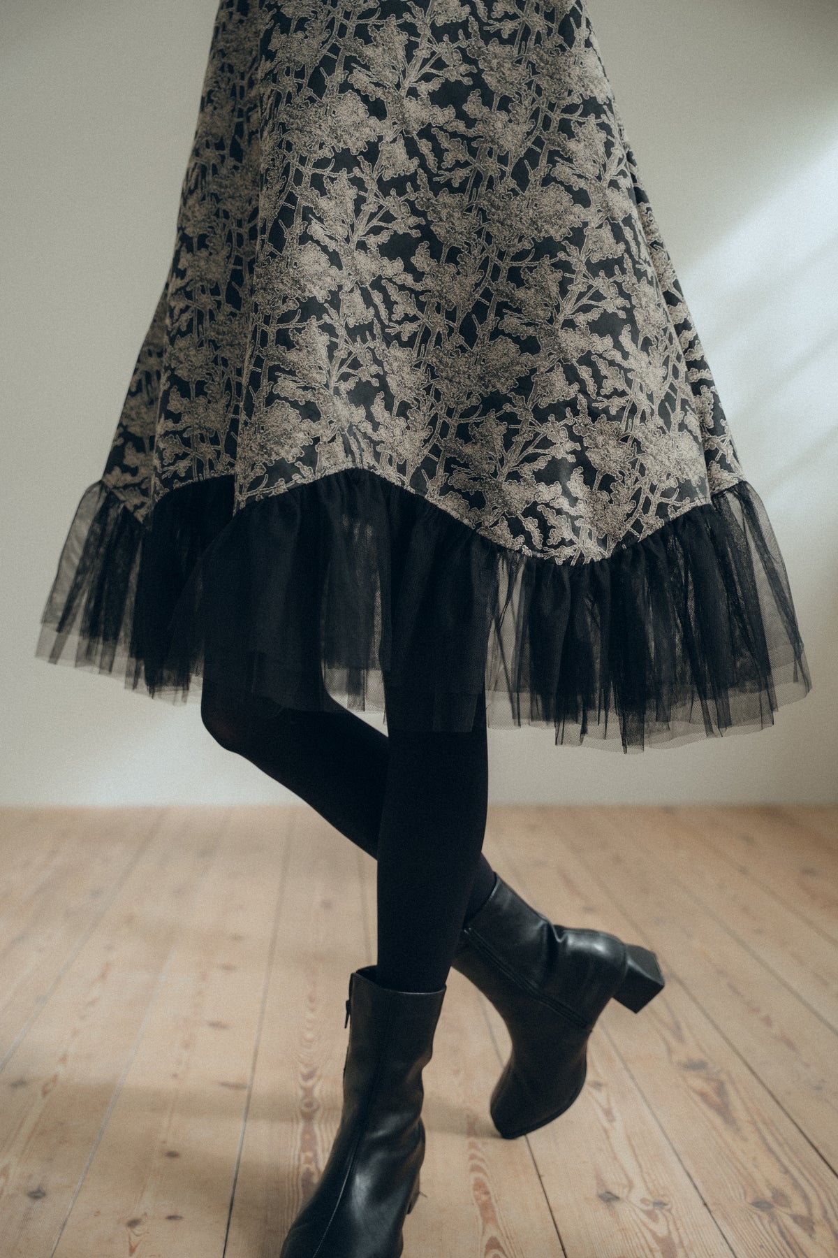 model:173cm size:M/Short color:ブラック