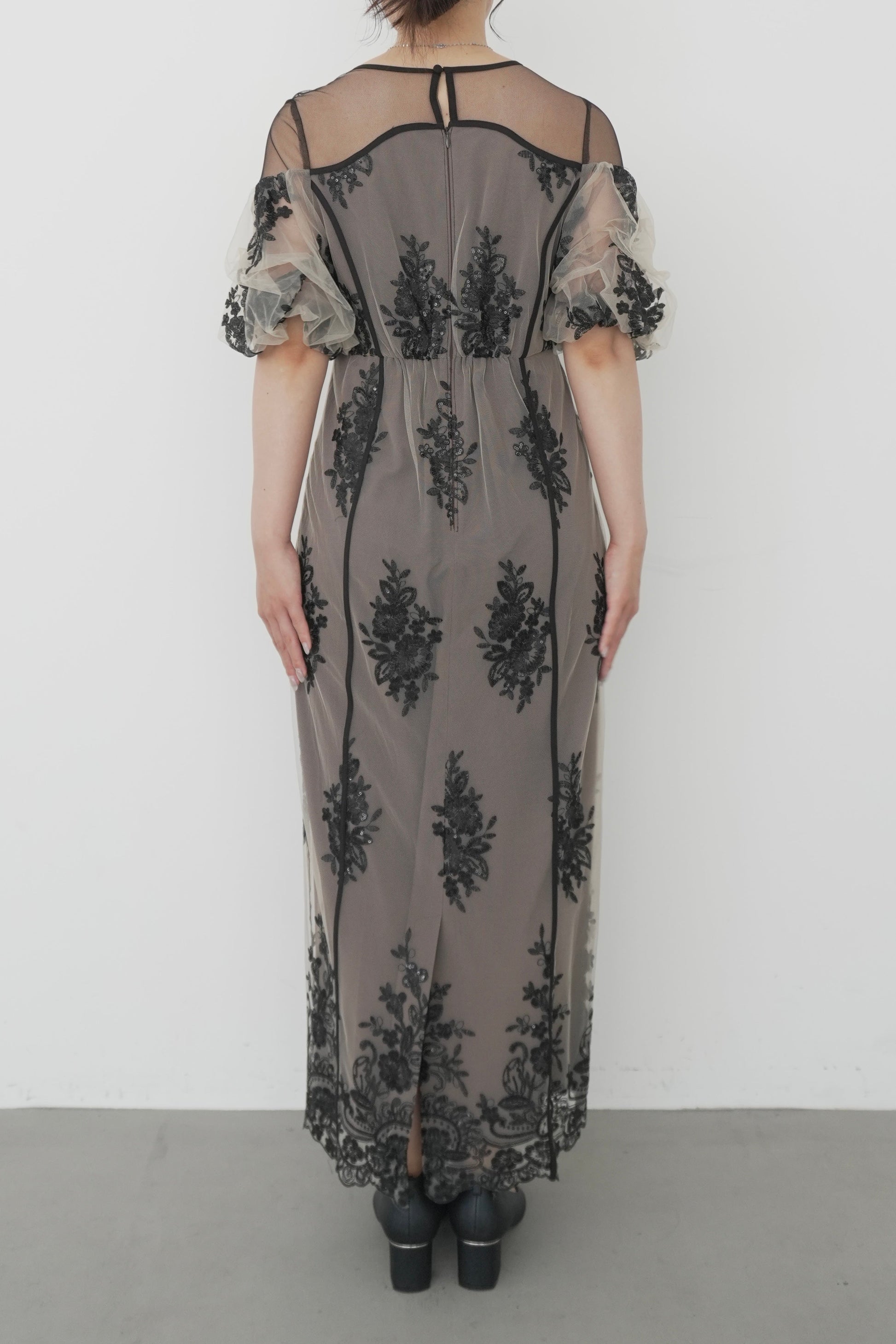 model:159cm size:M color:ベージュ