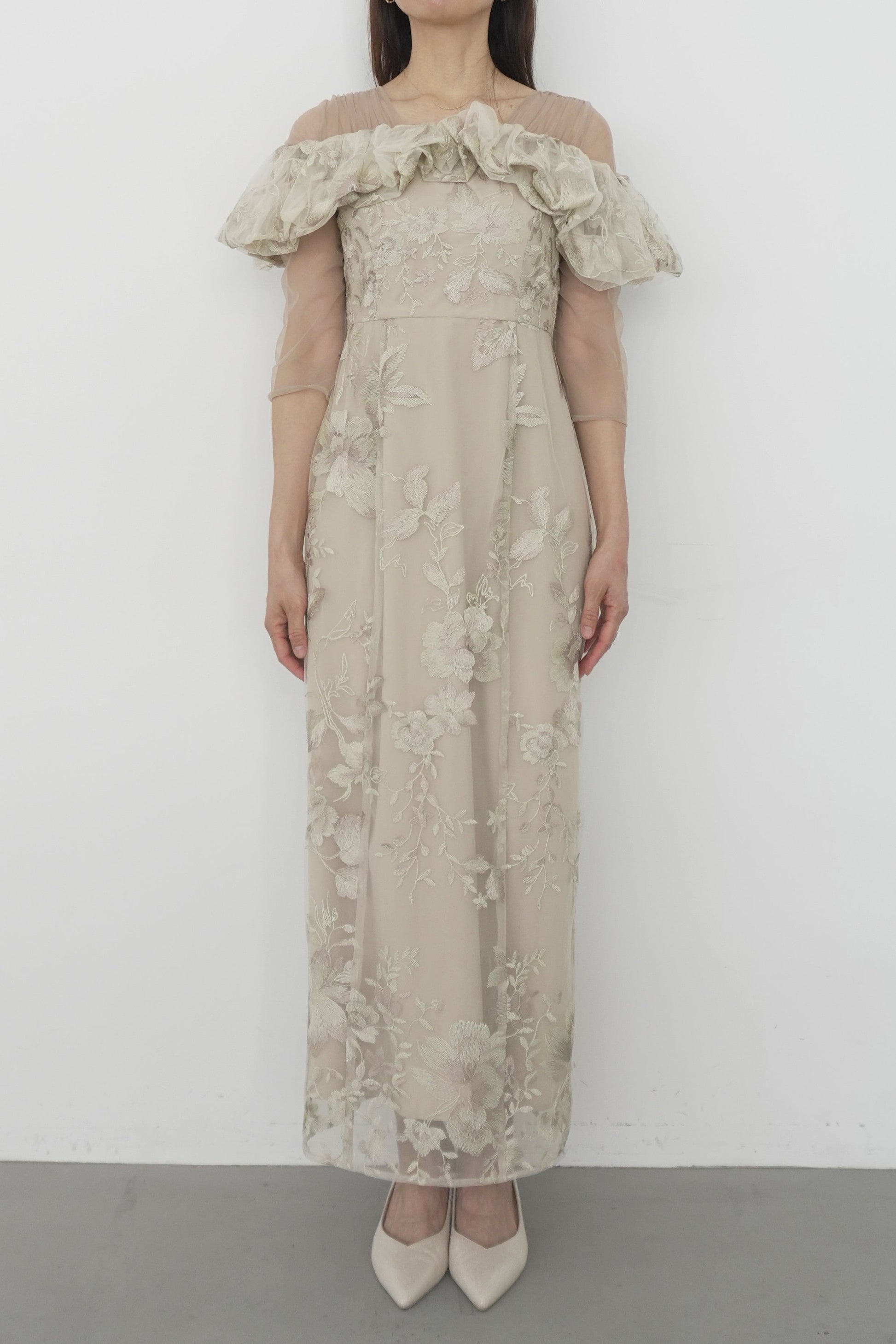 model:164cm size:L color:ベージュ