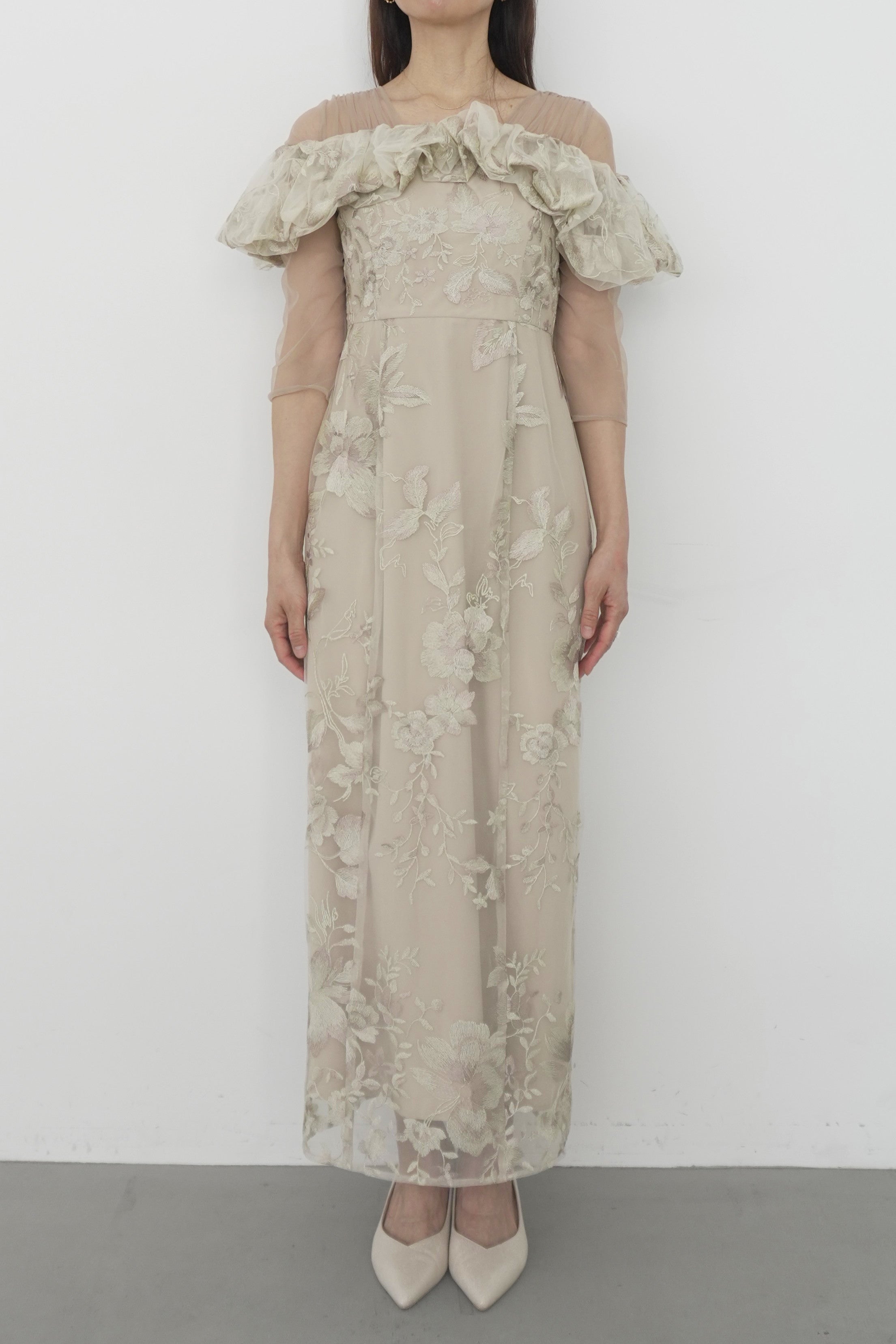 model:164cm size:L color:ベージュ