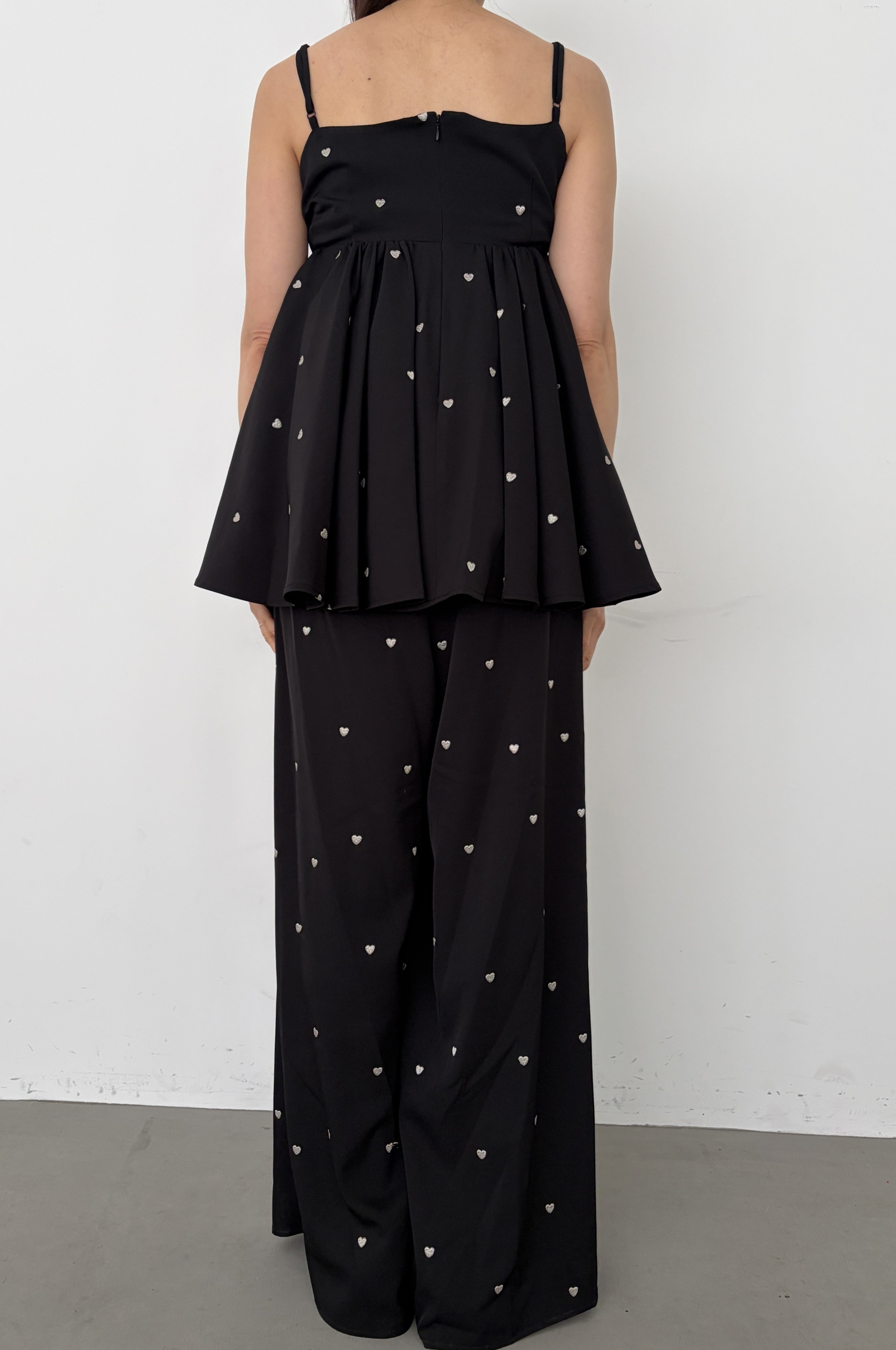 model:164cm size:L color:ブラック
