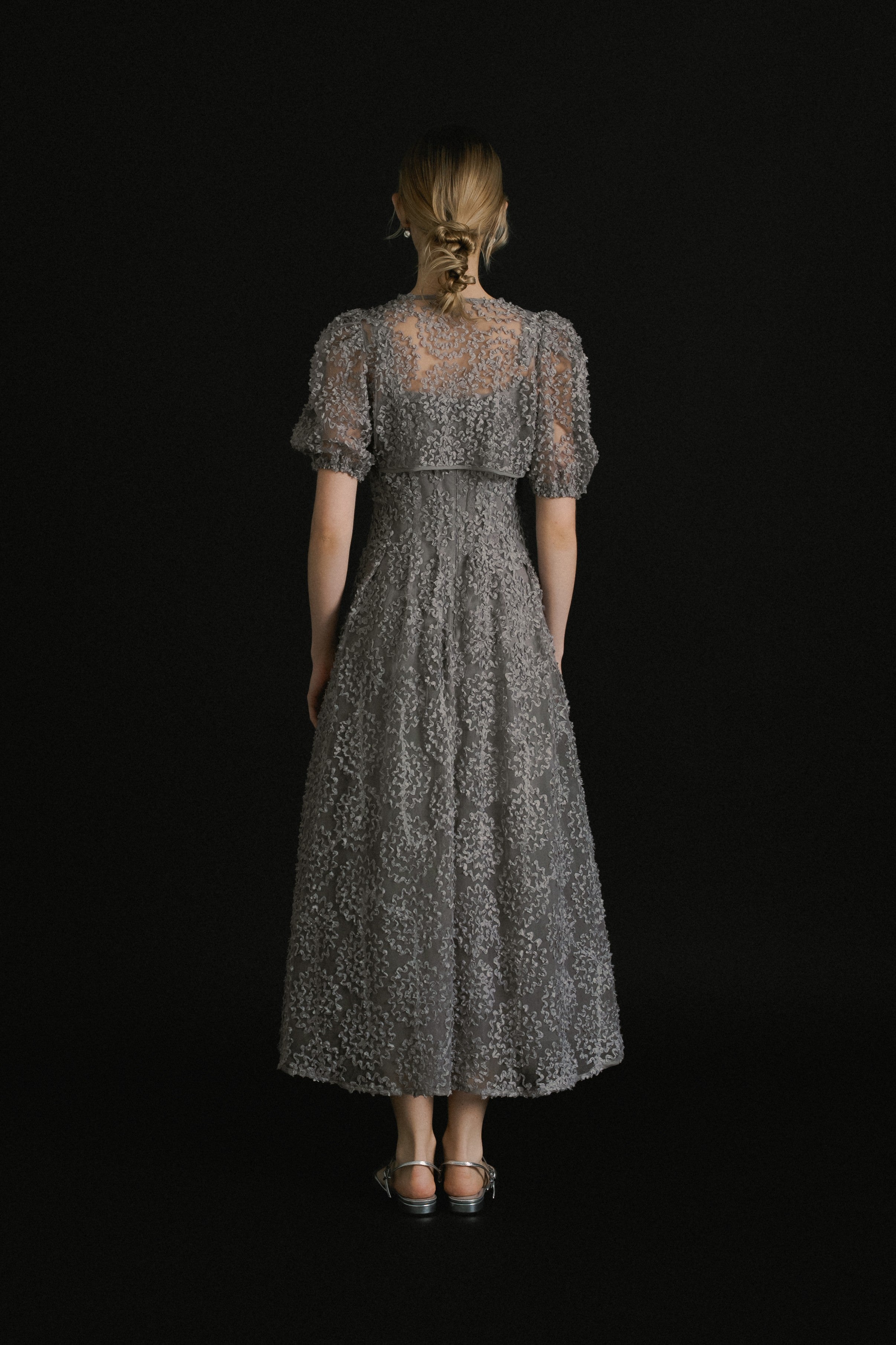 1056 Bloom noir dress