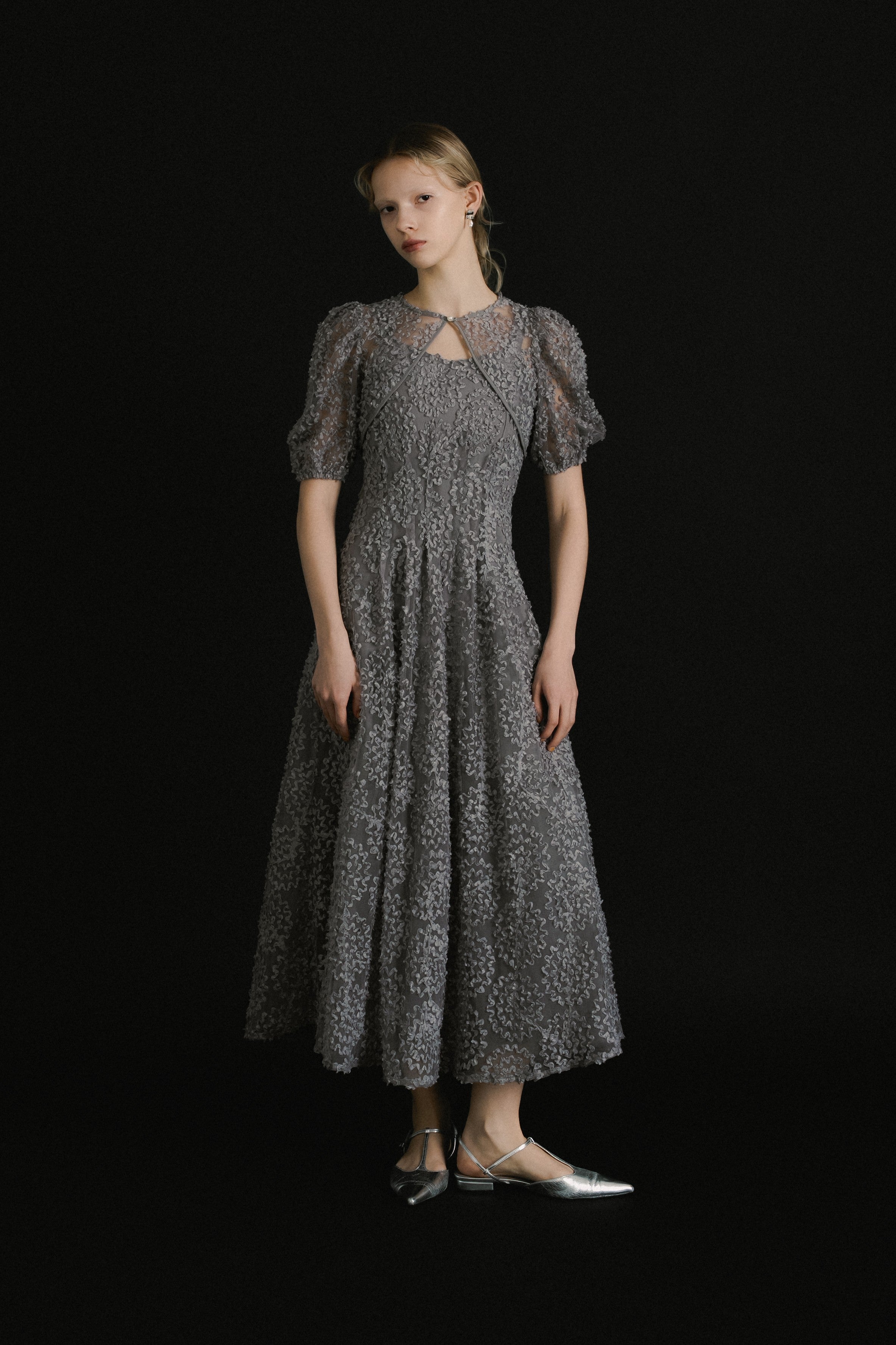 et.UNiVER │1056 Bloom noir dress – et.UNiVER │ 公式オンラインストア