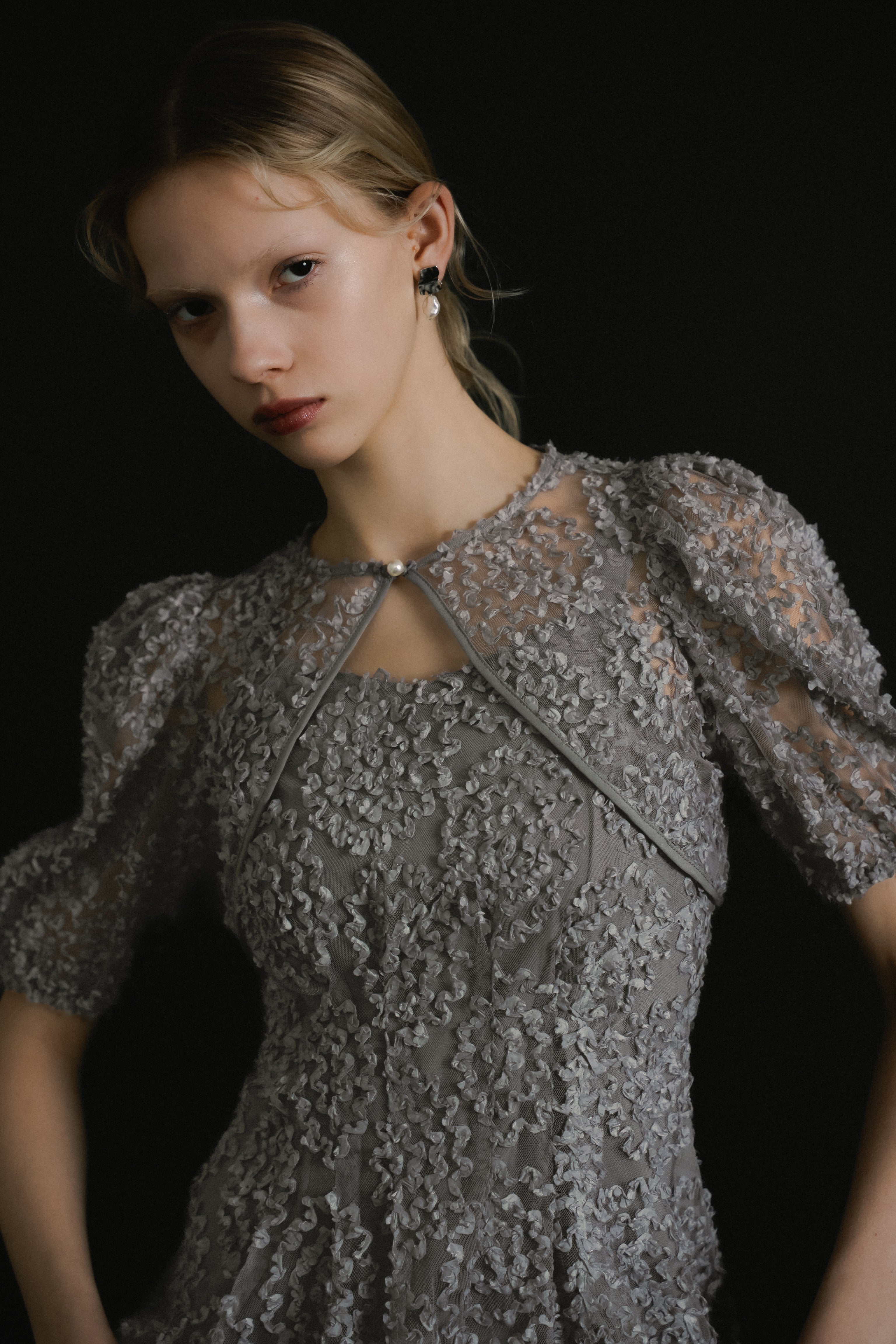 1056 Bloom noir dress