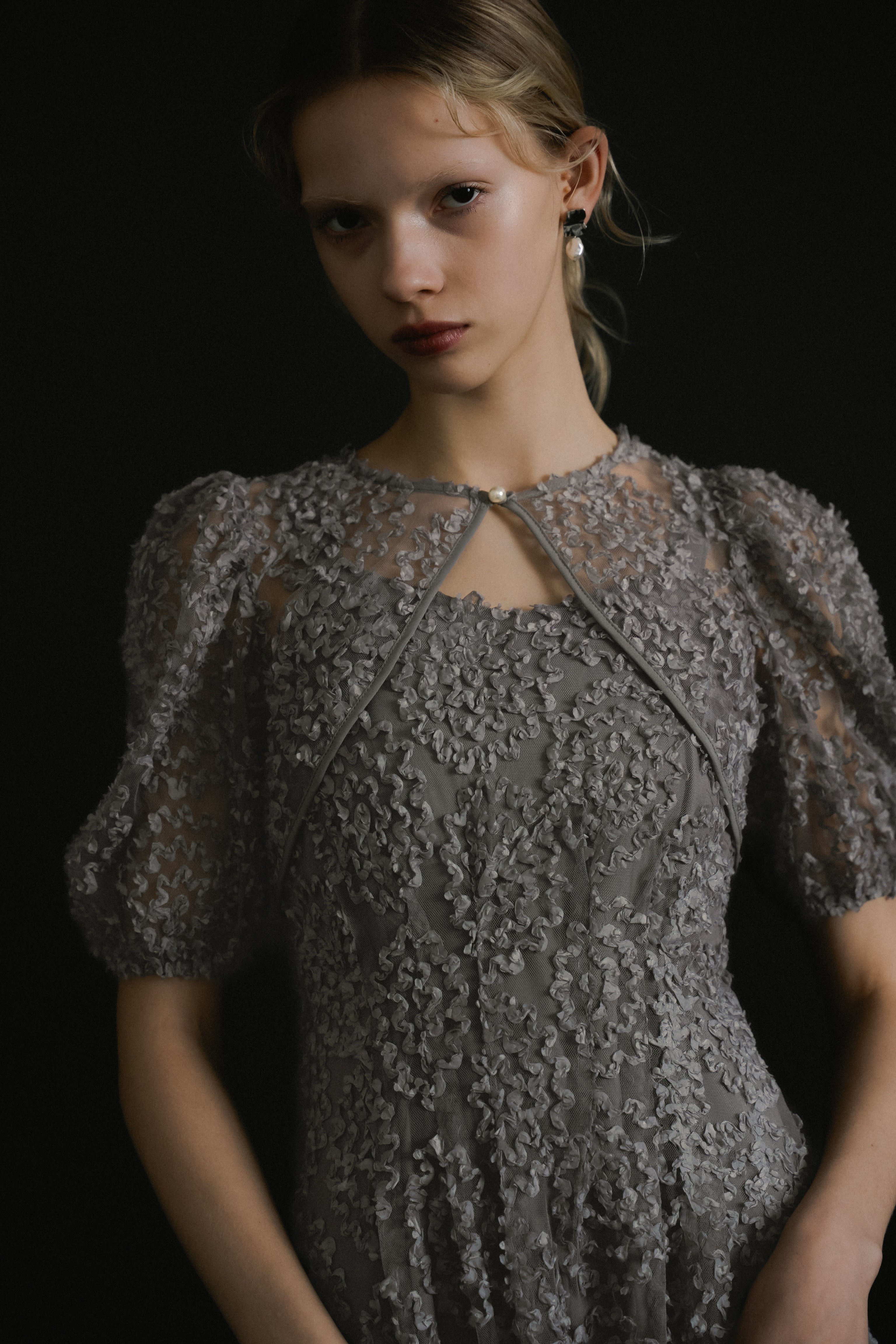 1056 Bloom noir dress