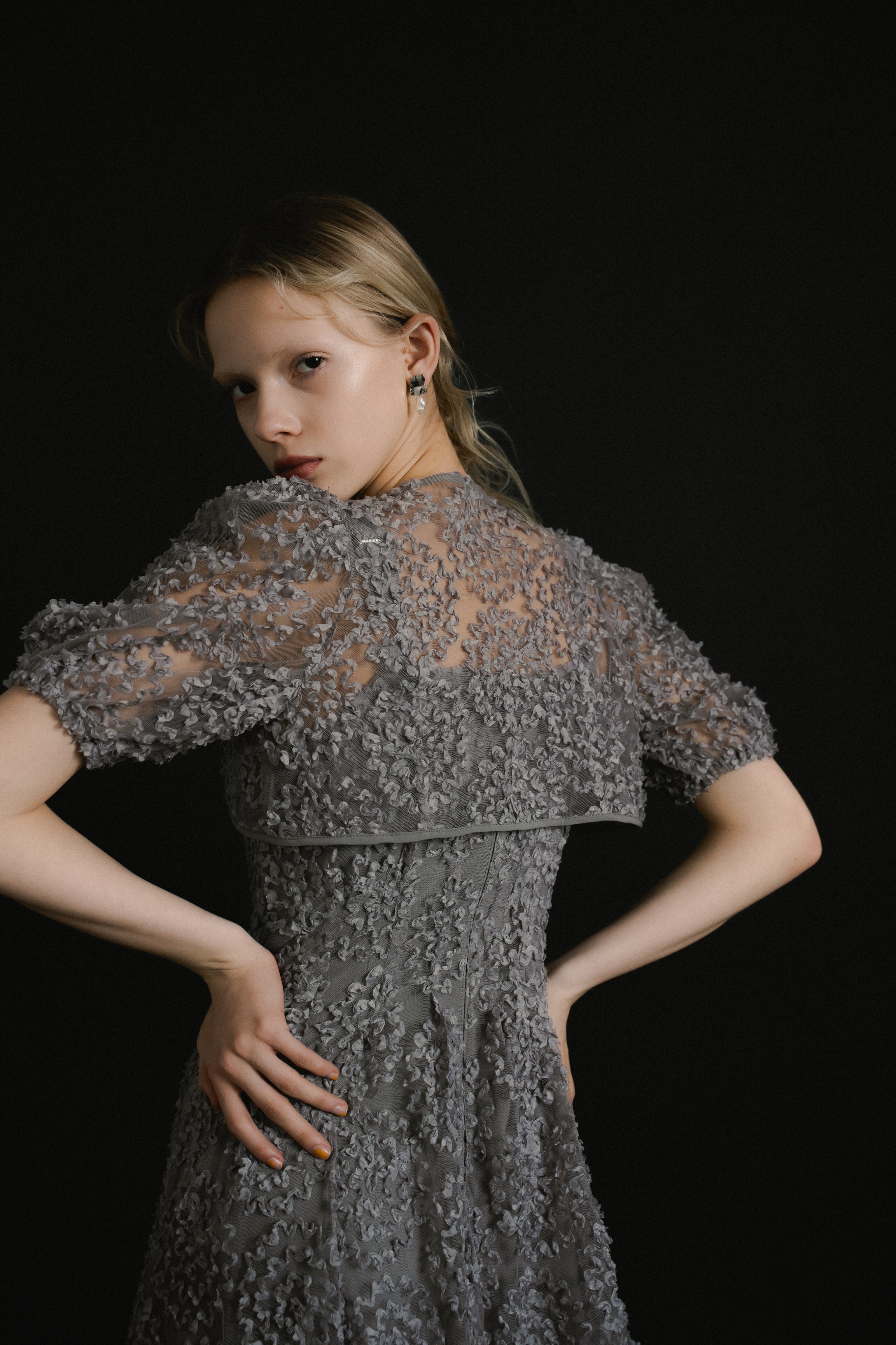 1056 Bloom noir dress