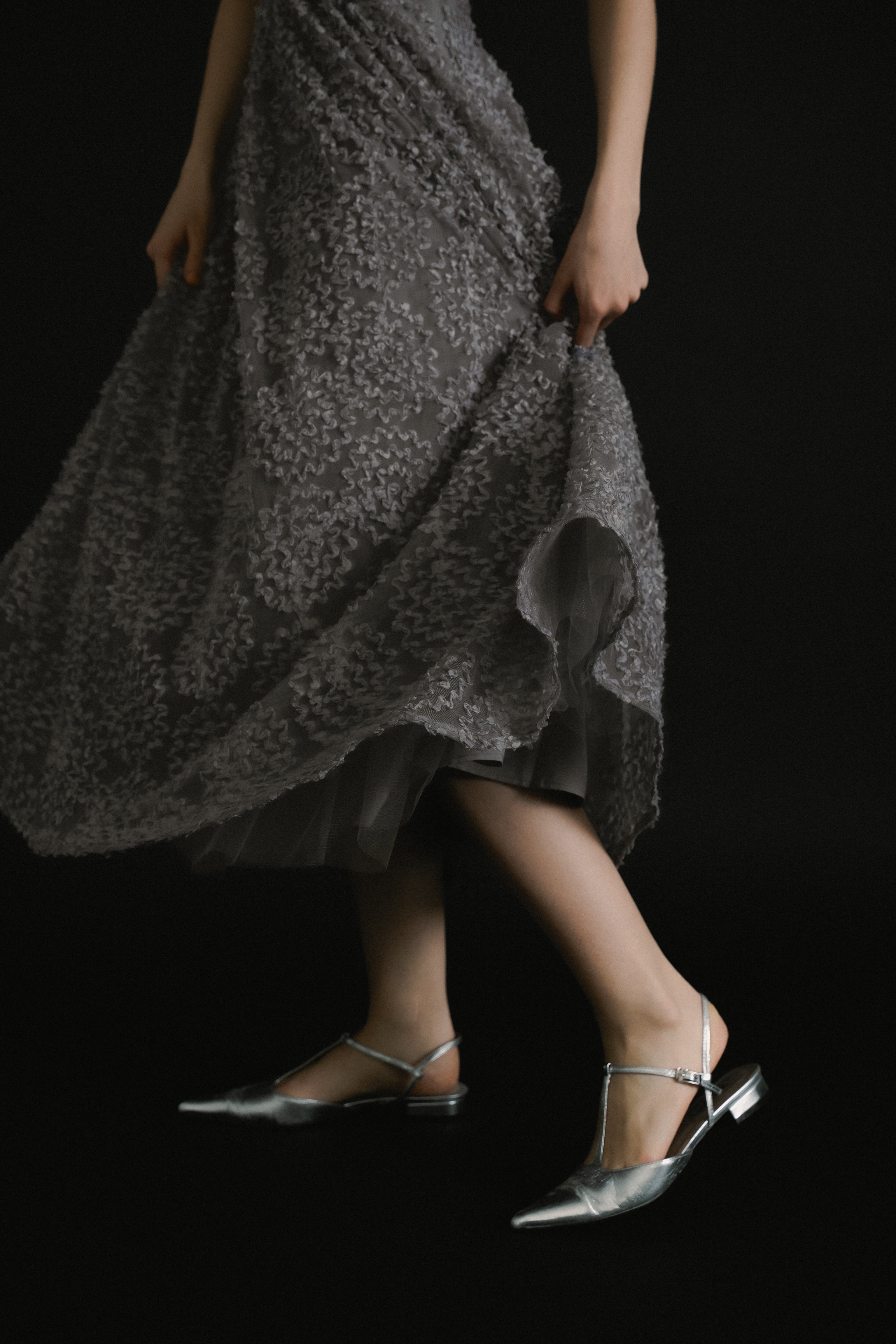 1056 Bloom noir dress