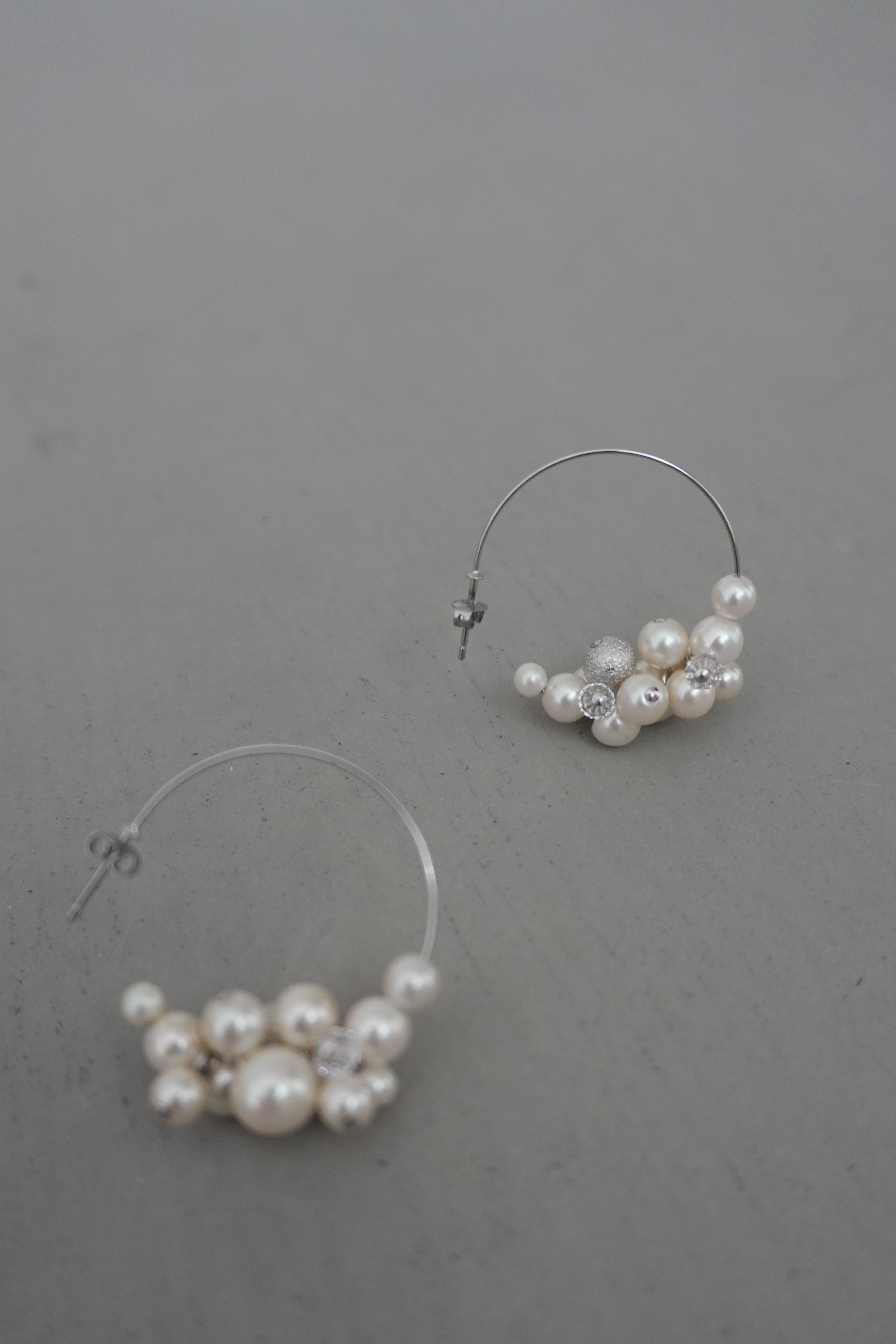 1073 Pearl cluster hoop pias