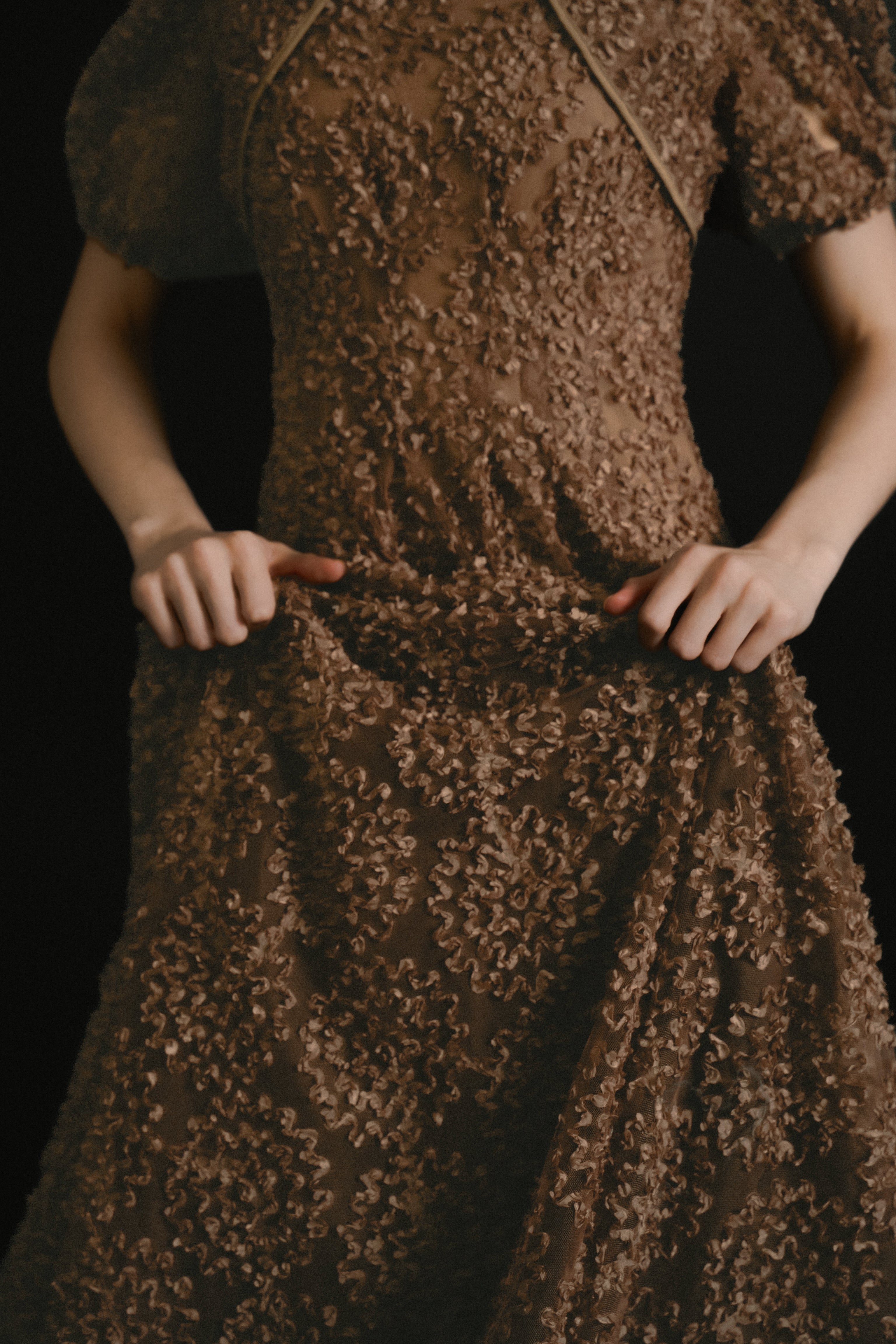 1056 Bloom noir dress