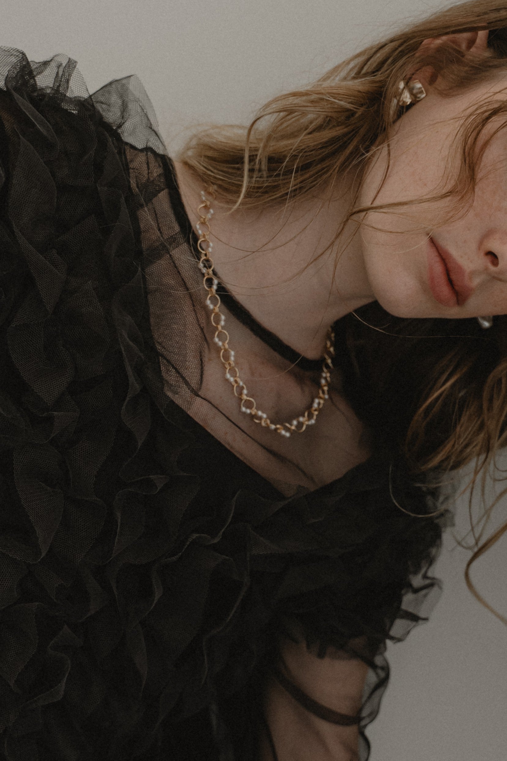 1024 Orbit pearl chain necklace