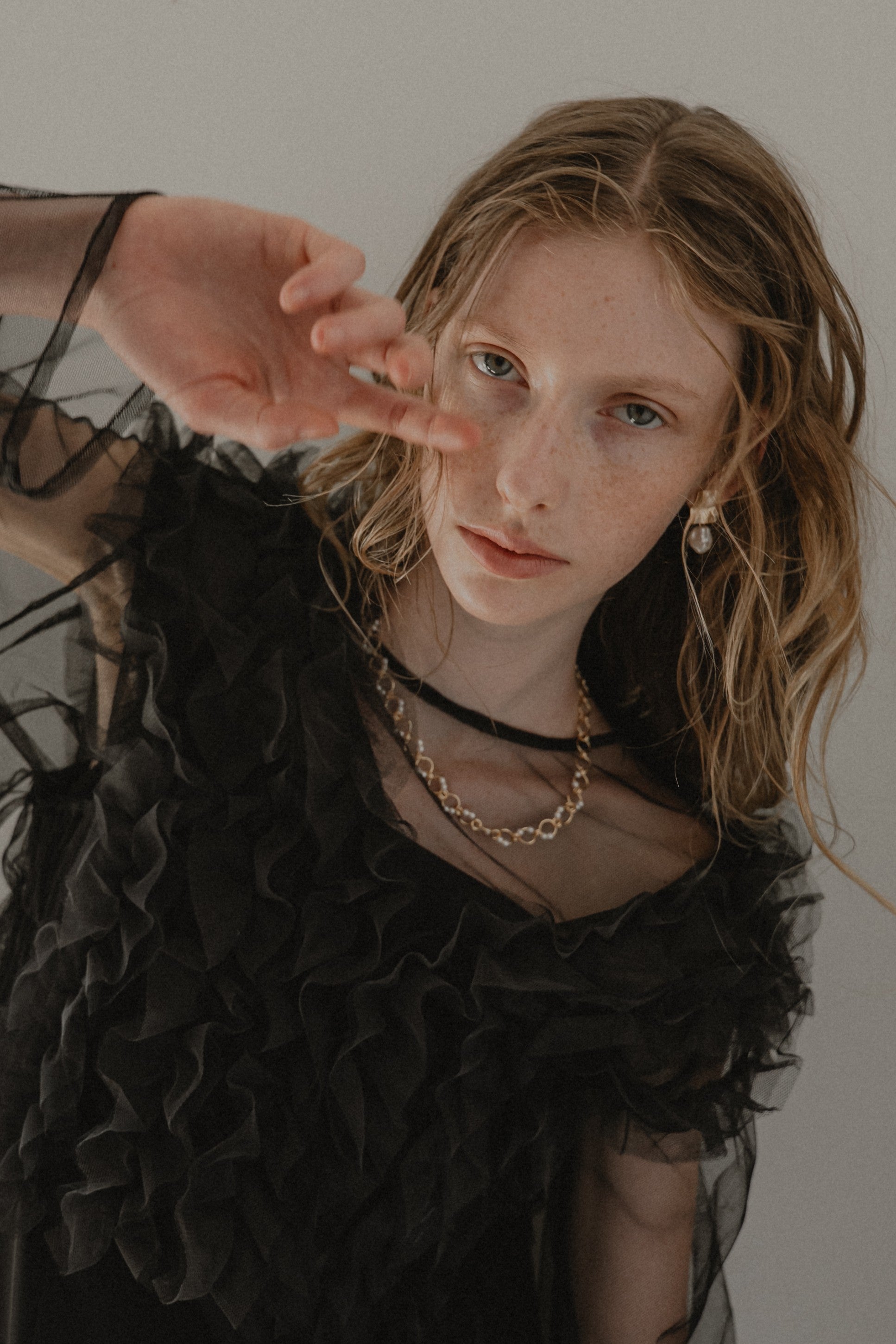 1024 Orbit pearl chain necklace