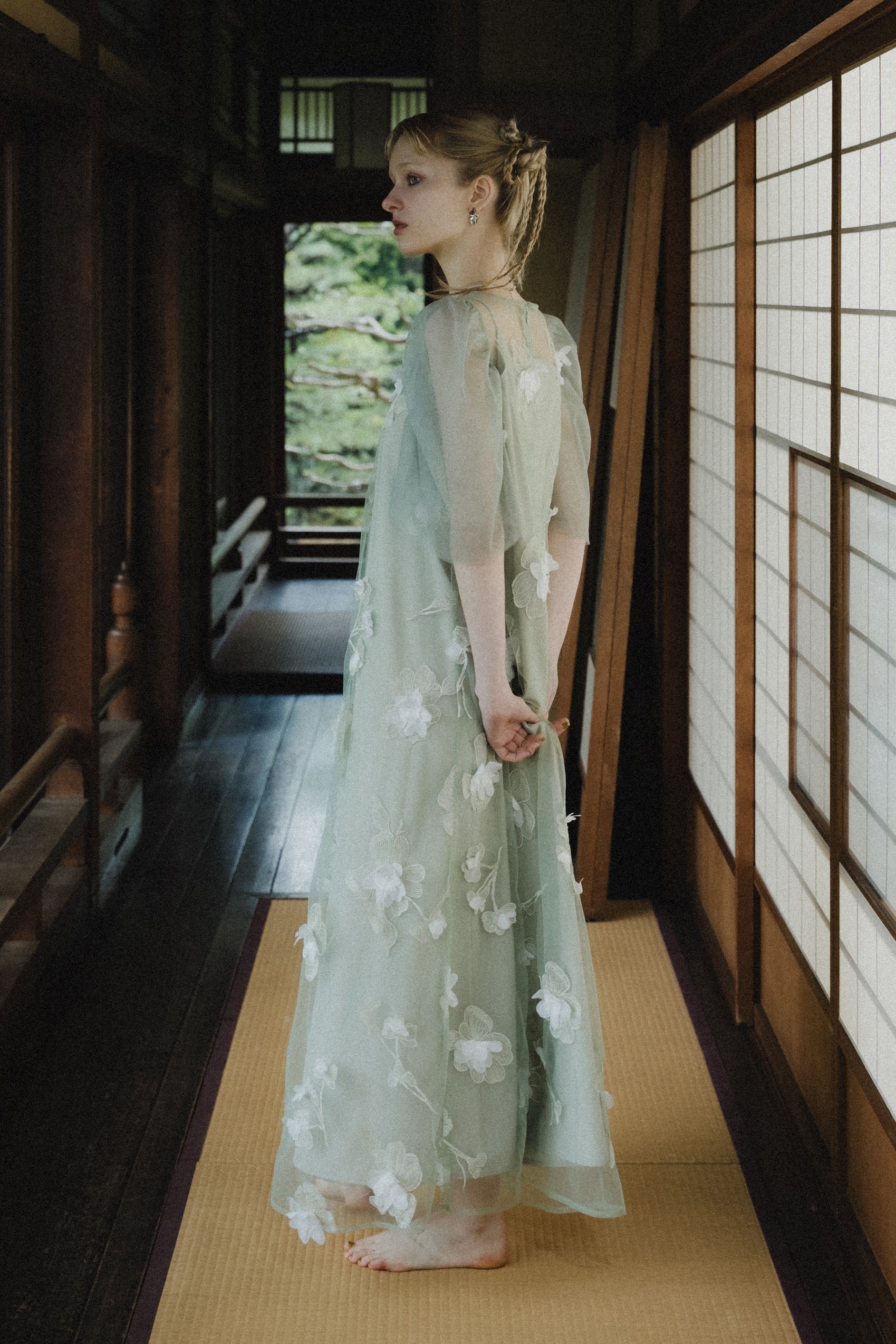 et.UNiVER │ 1132 3D Floral A-line Dress – et.UNiVER │ 公式