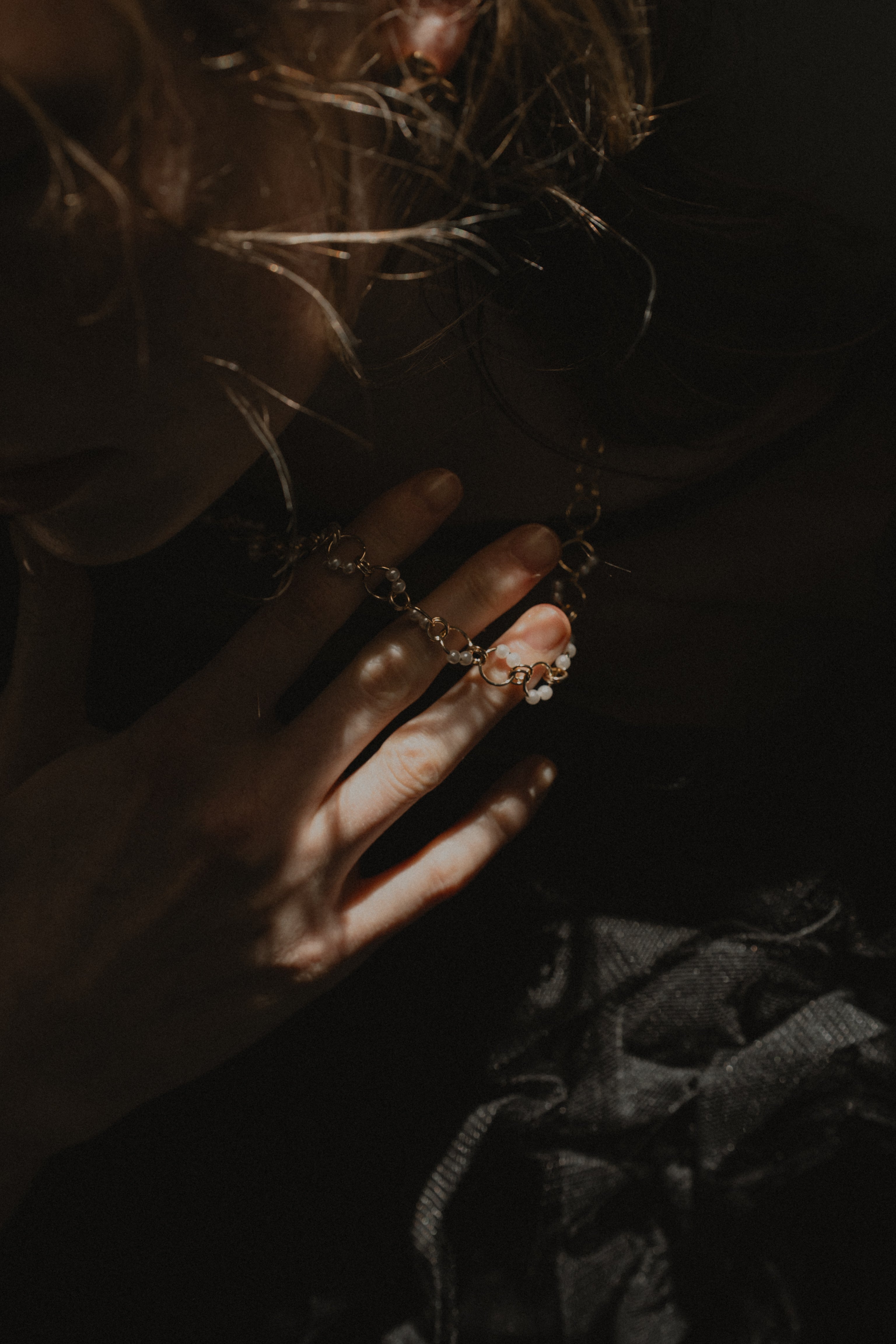 1024 Orbit pearl chain necklace