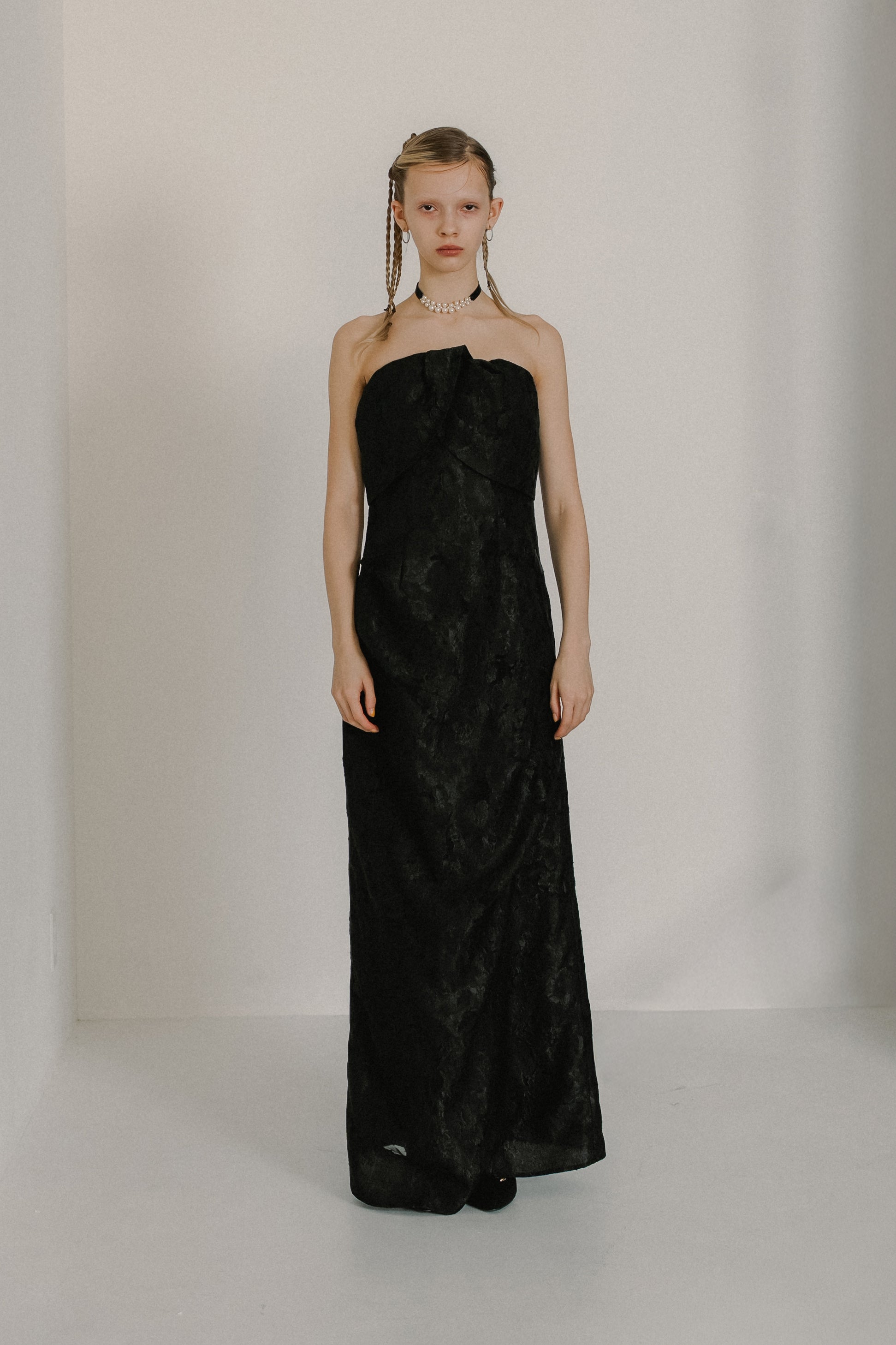 et.UNiVER │ 1069 Sculpture dress – et.UNiVER │ 公式オンラインストア