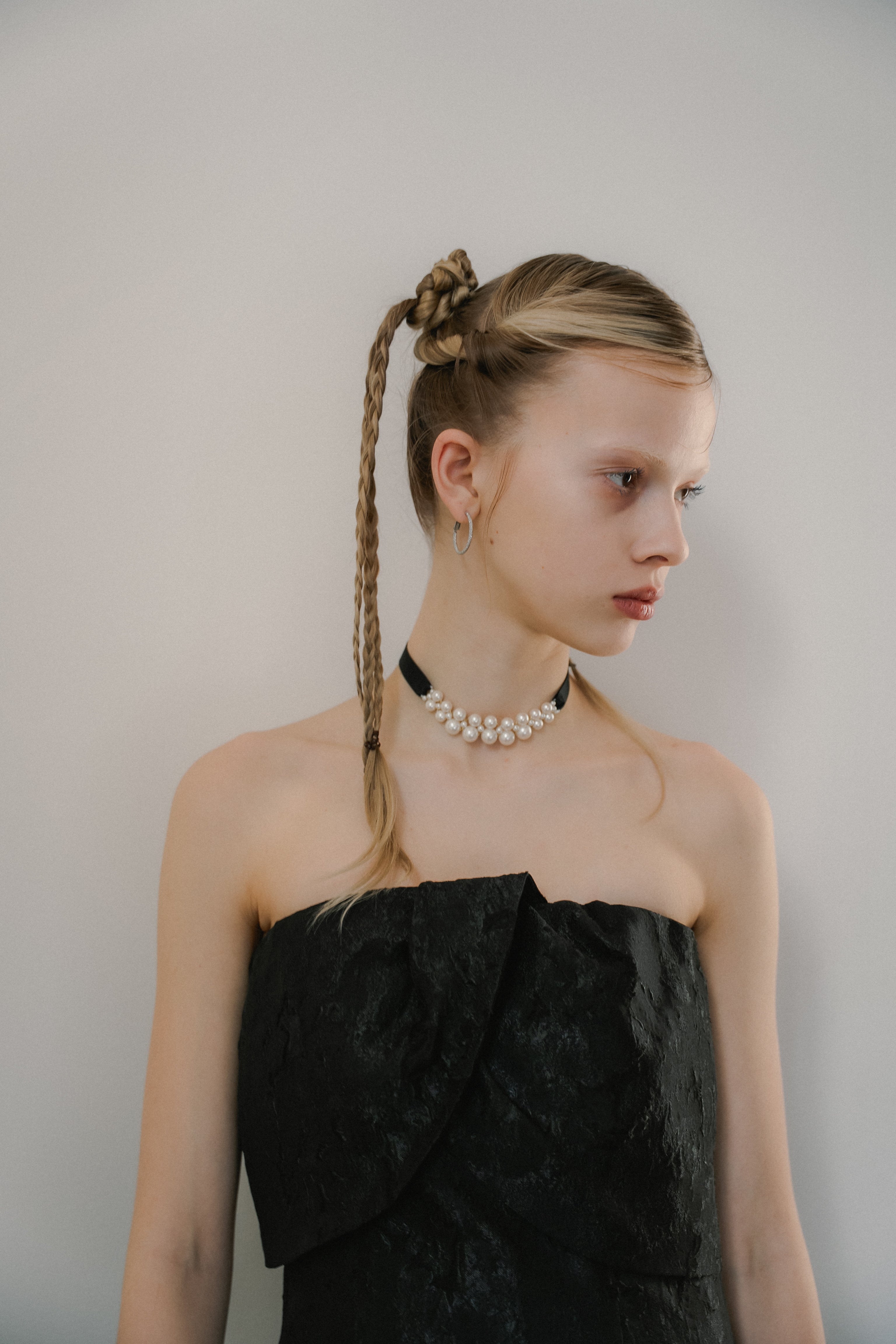 1069 Sculpture dress