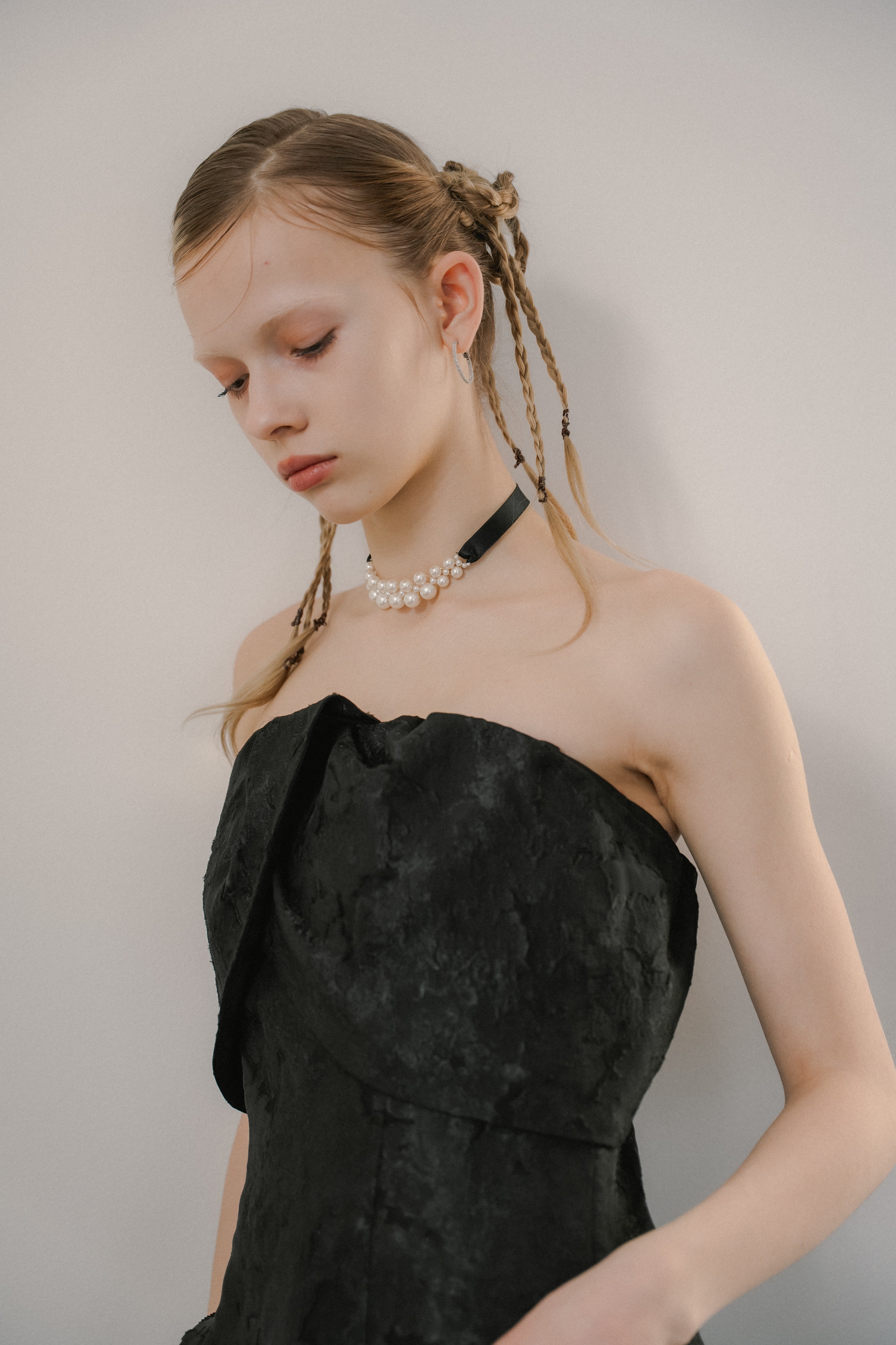 et.UNiVER │ 1069 Sculpture dress – et.UNiVER │ 公式オンラインストア