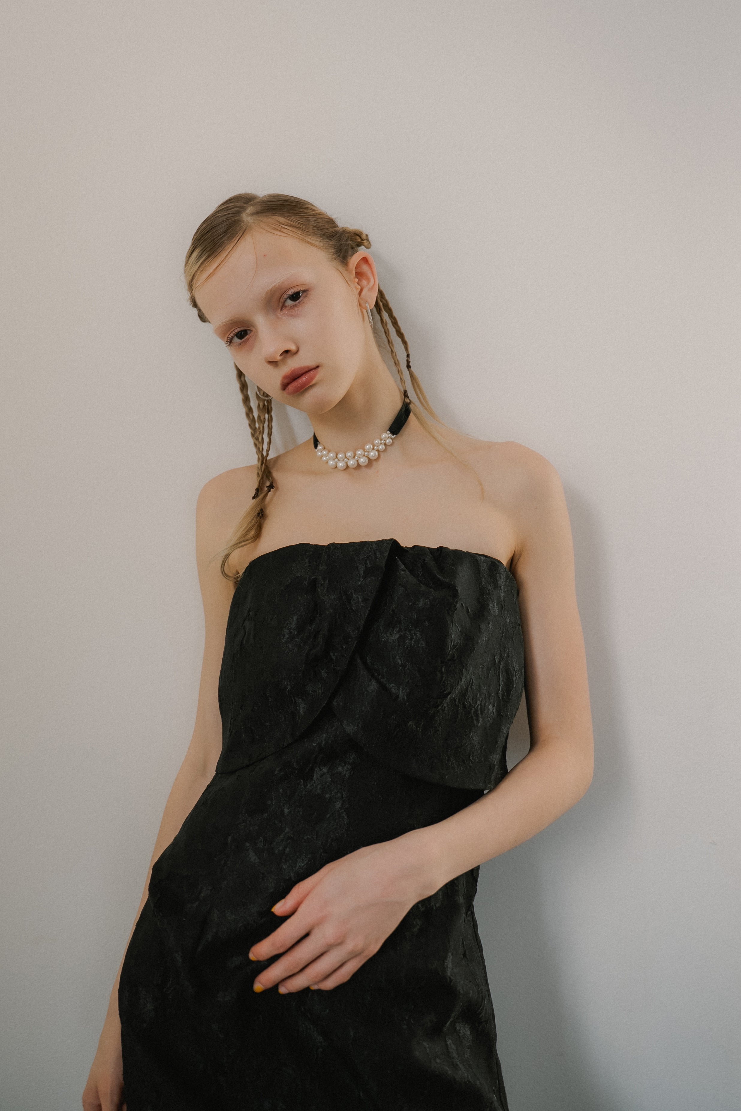 1069 Sculpture dress