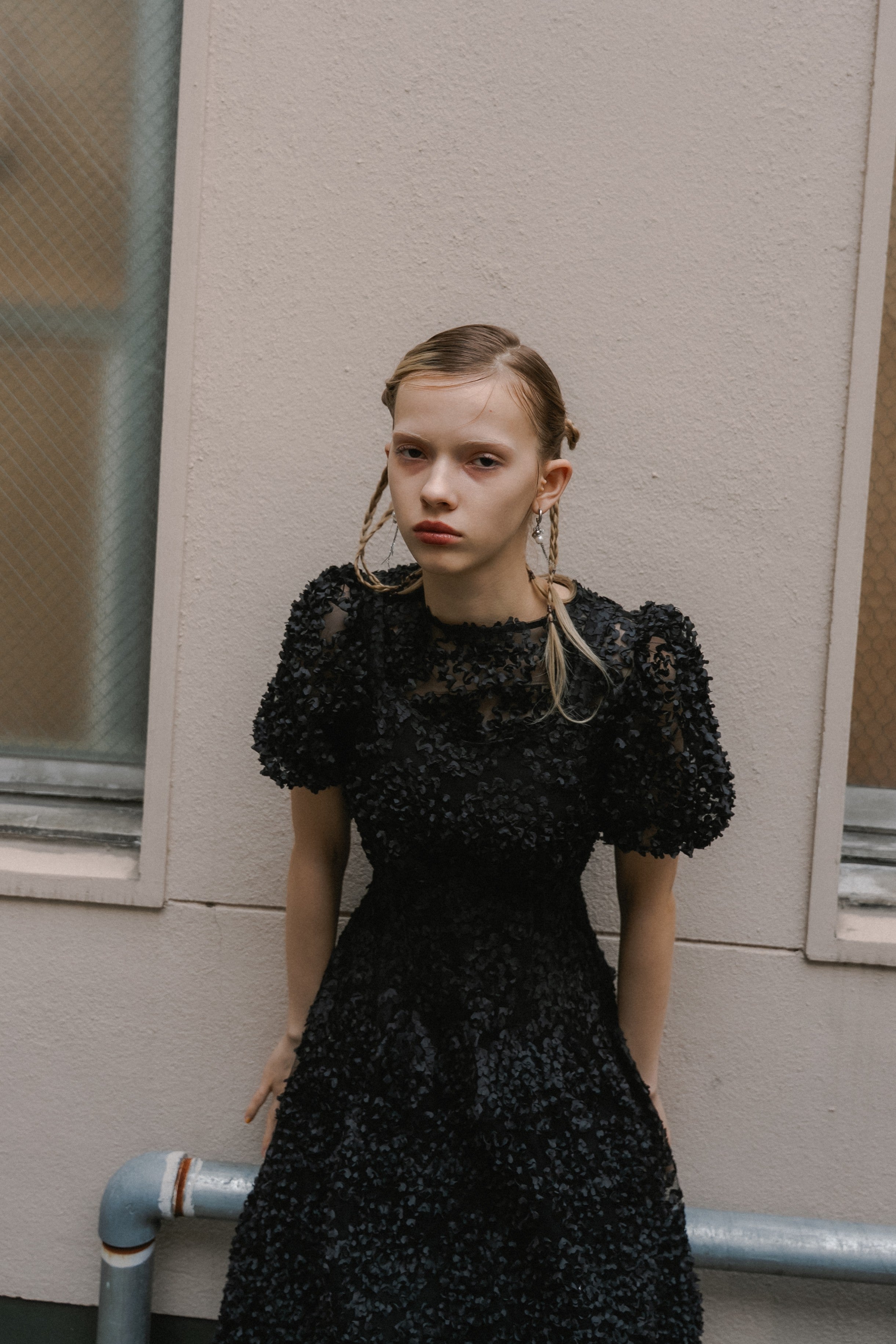 1056 Bloom noir dress