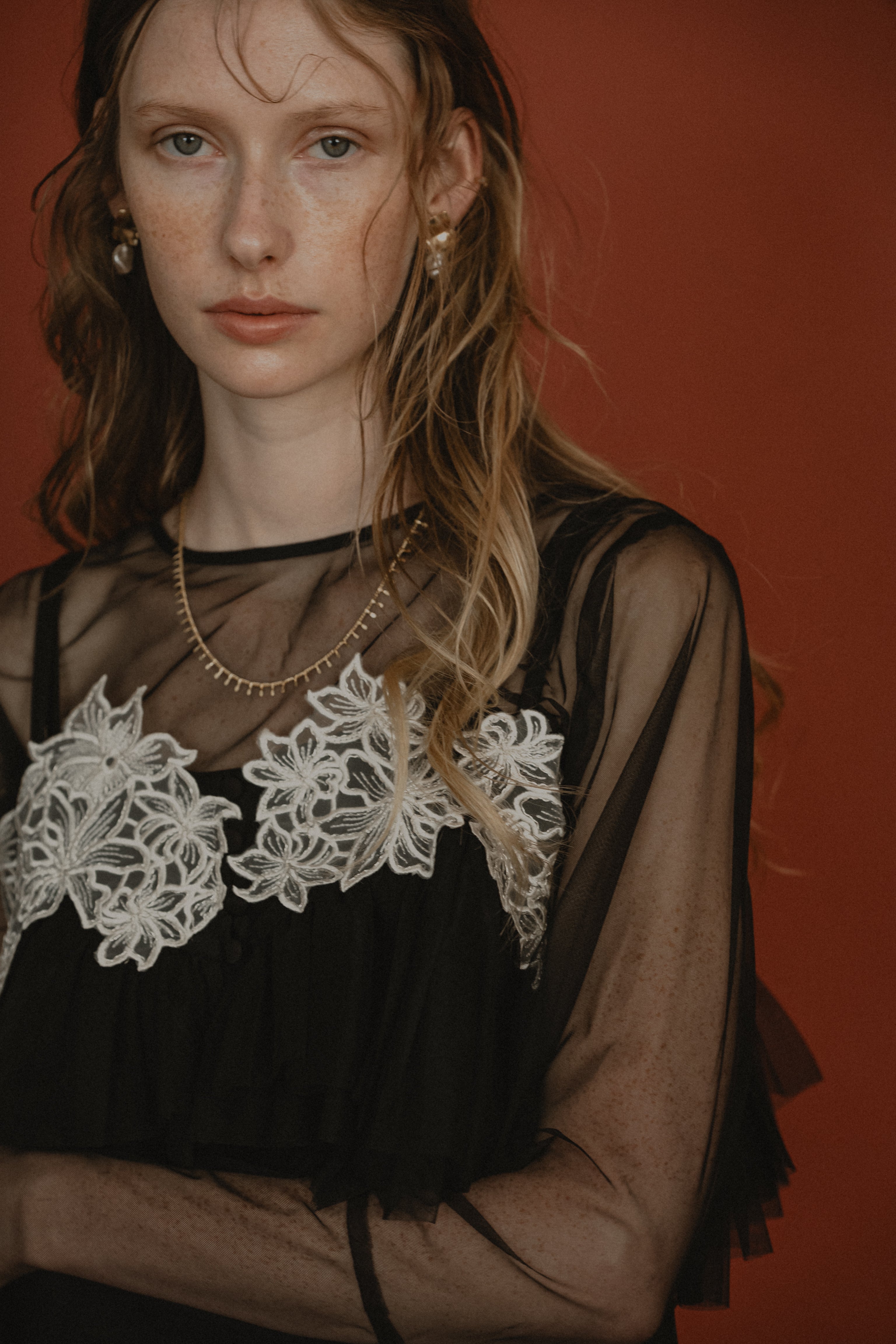 1015 Petal embroidery dress