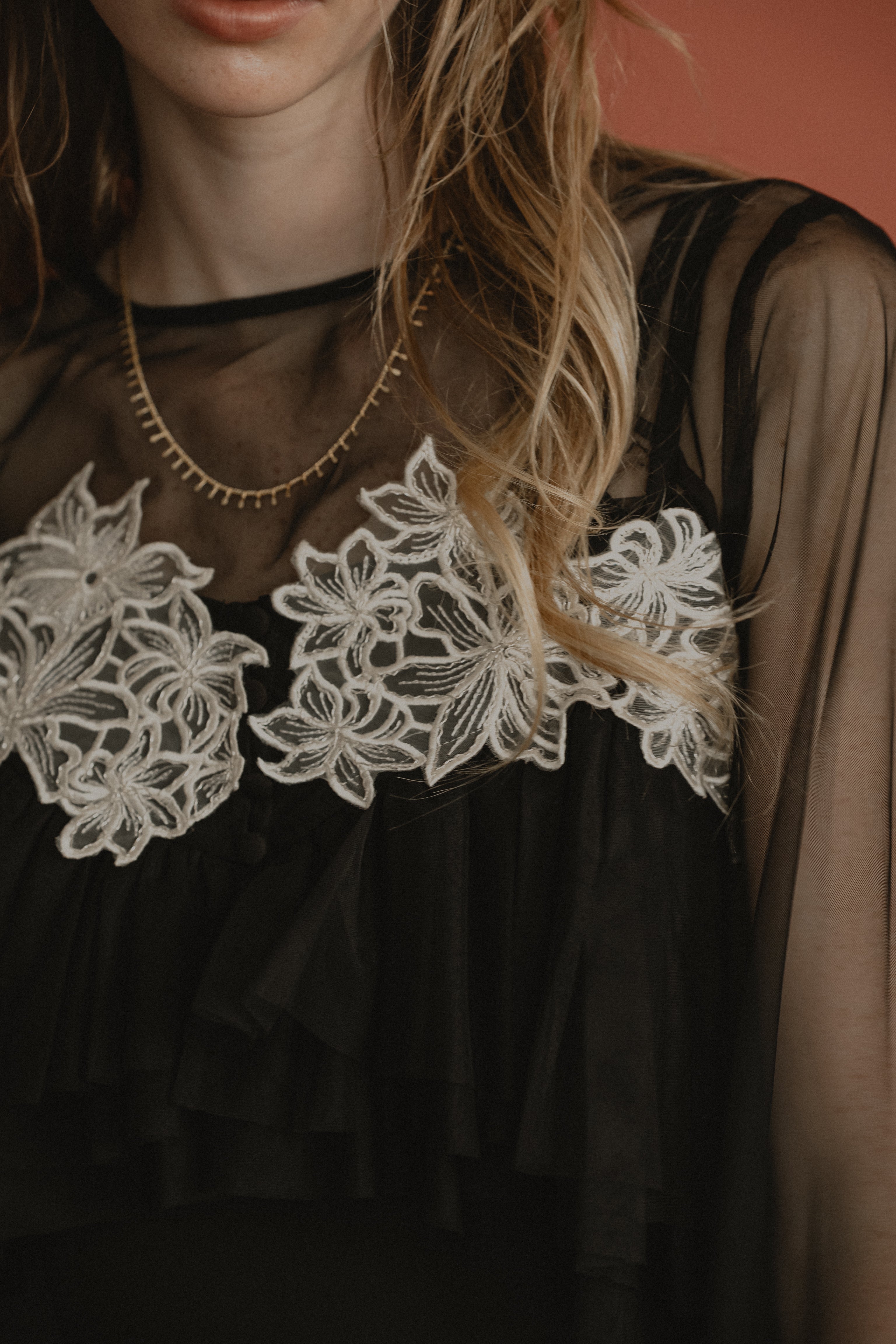 1015 Petal embroidery dress