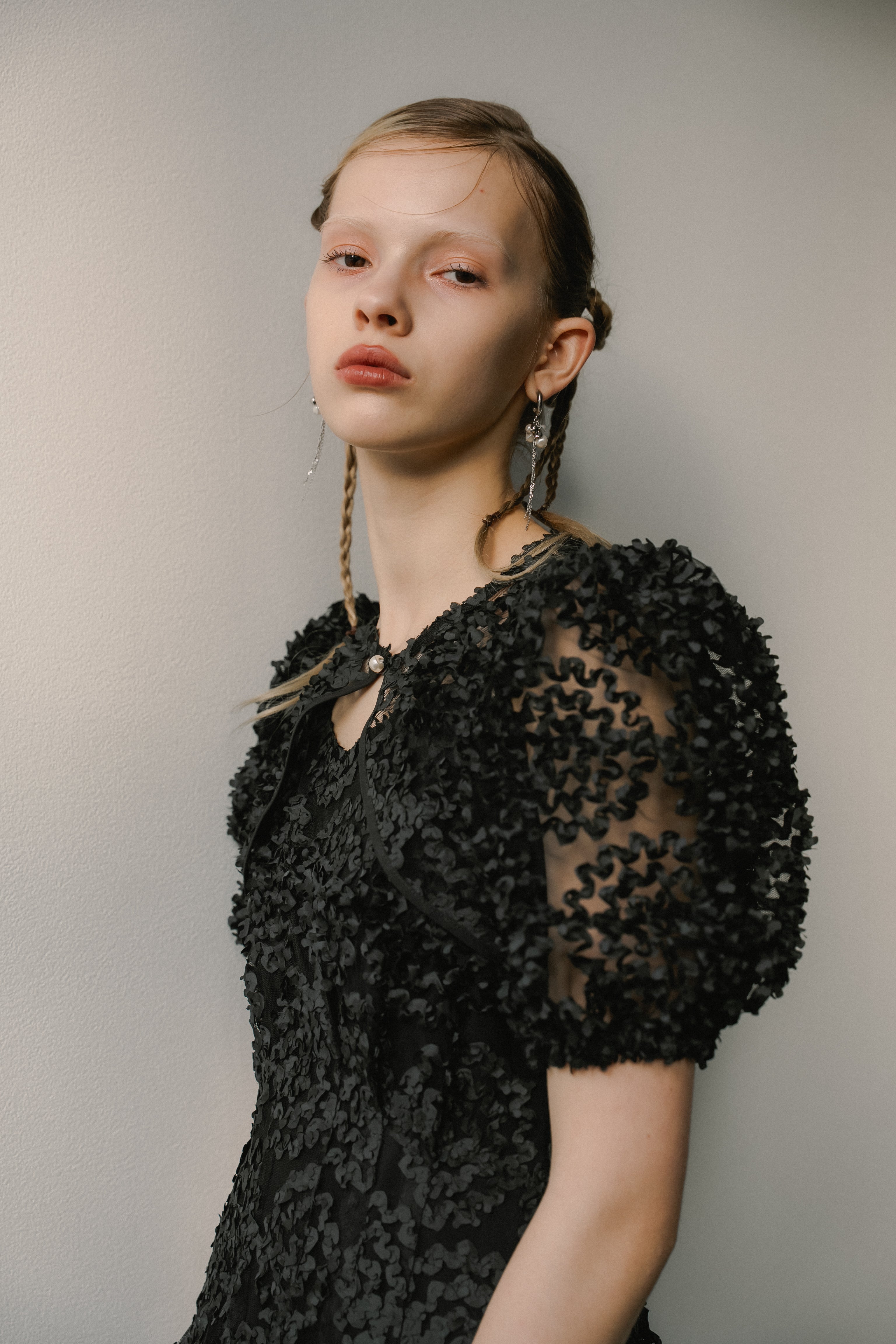 1056 Bloom noir dress