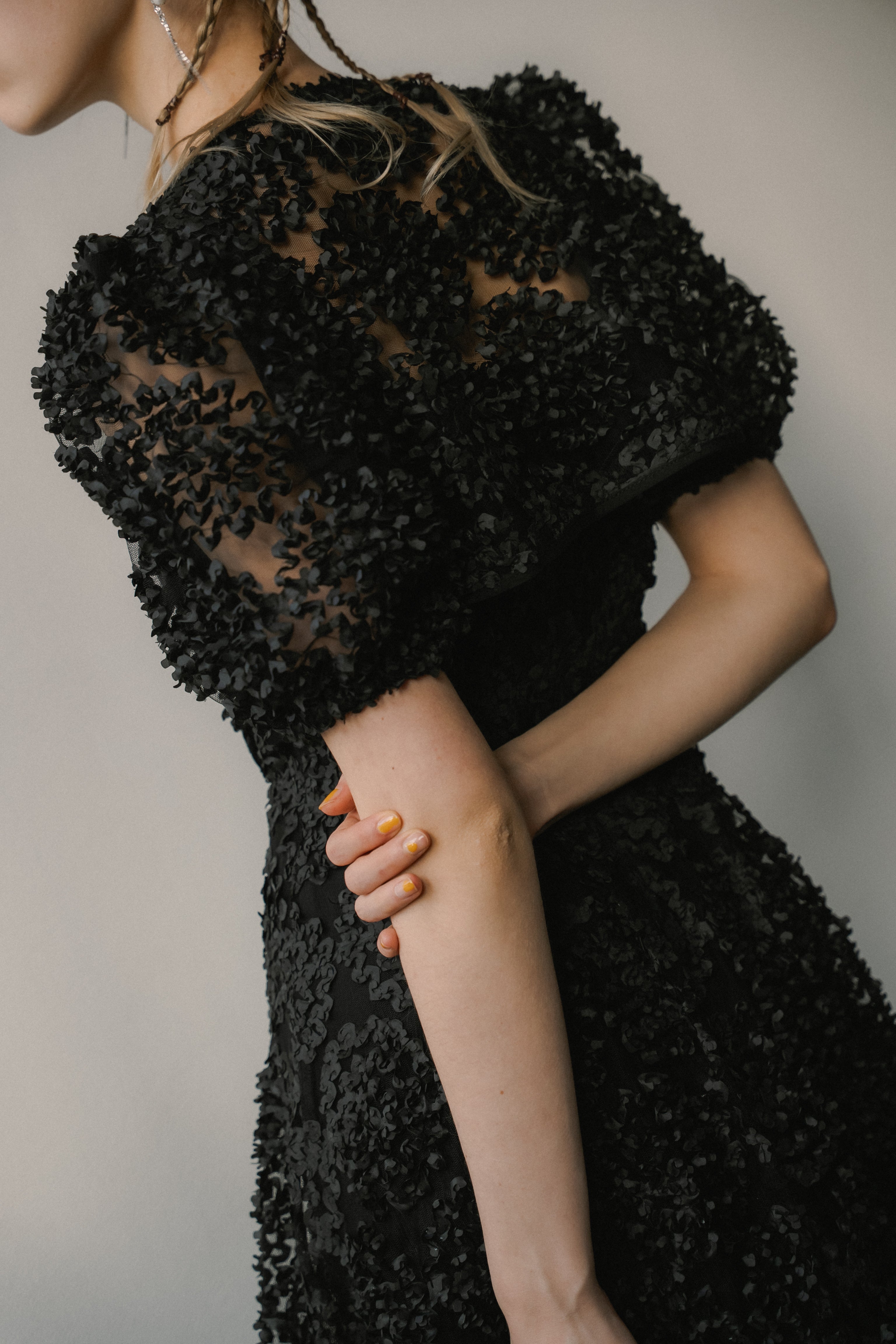 1056 Bloom noir dress