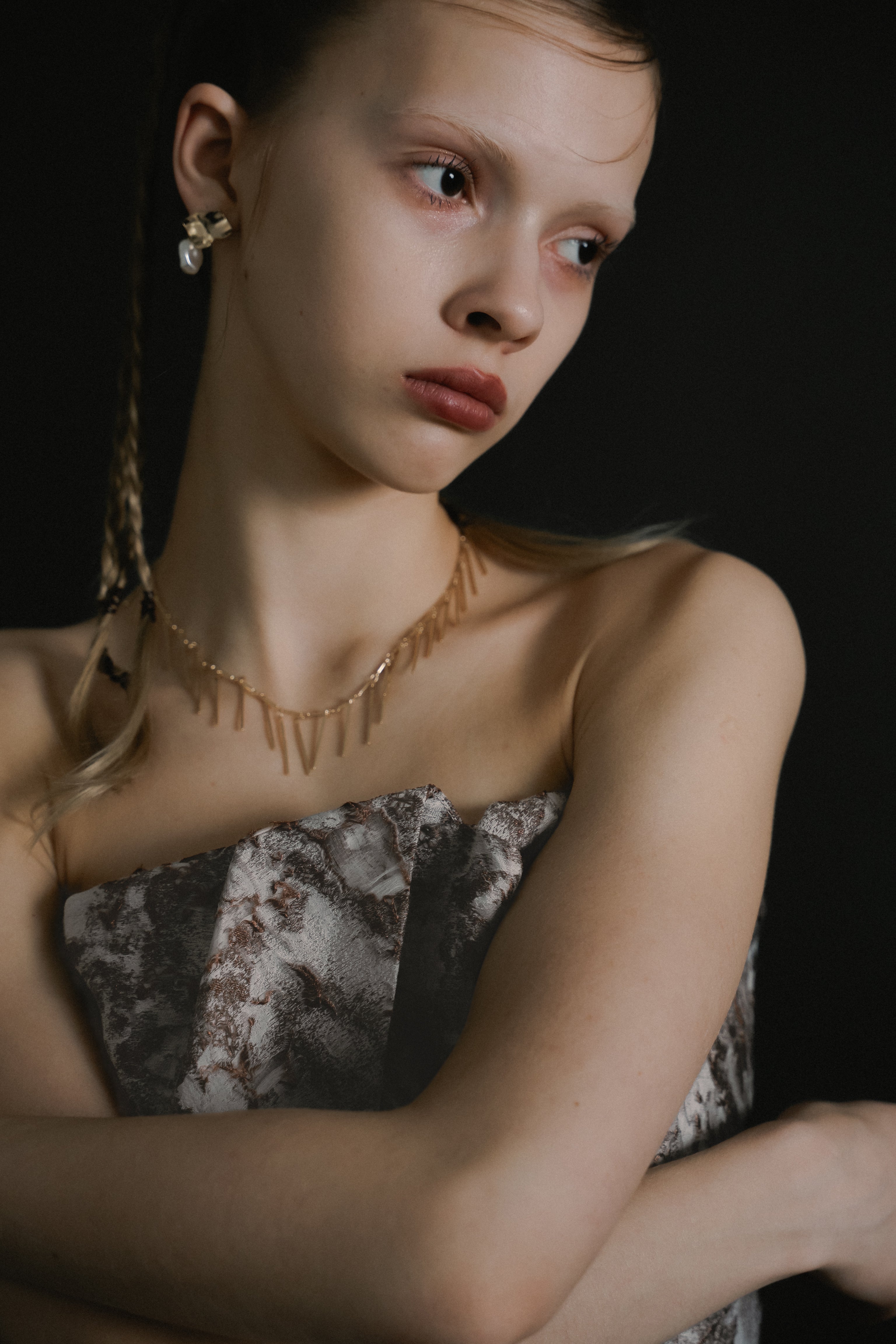 1069 Sculpture dress