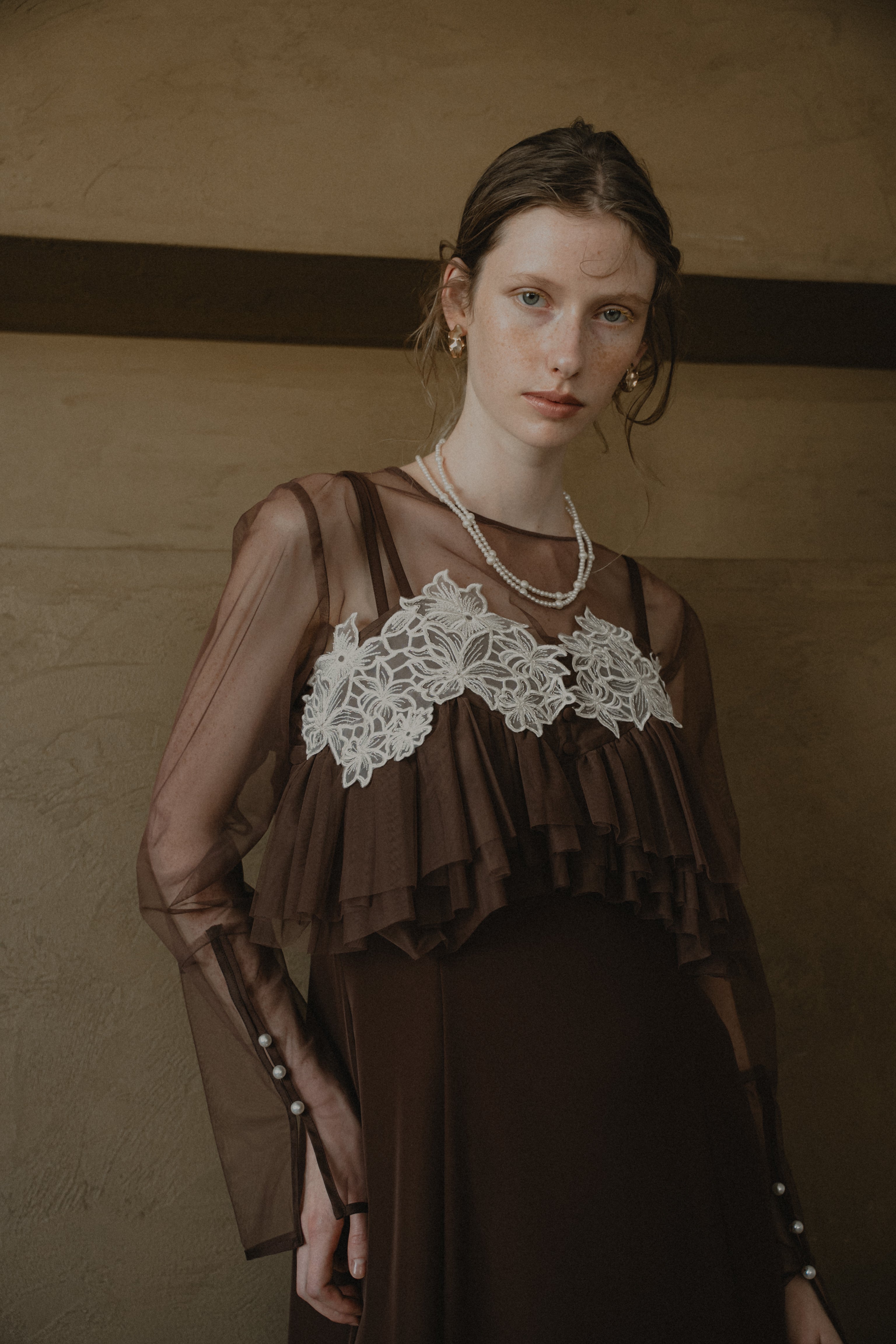 1015 Petal embroidery dress