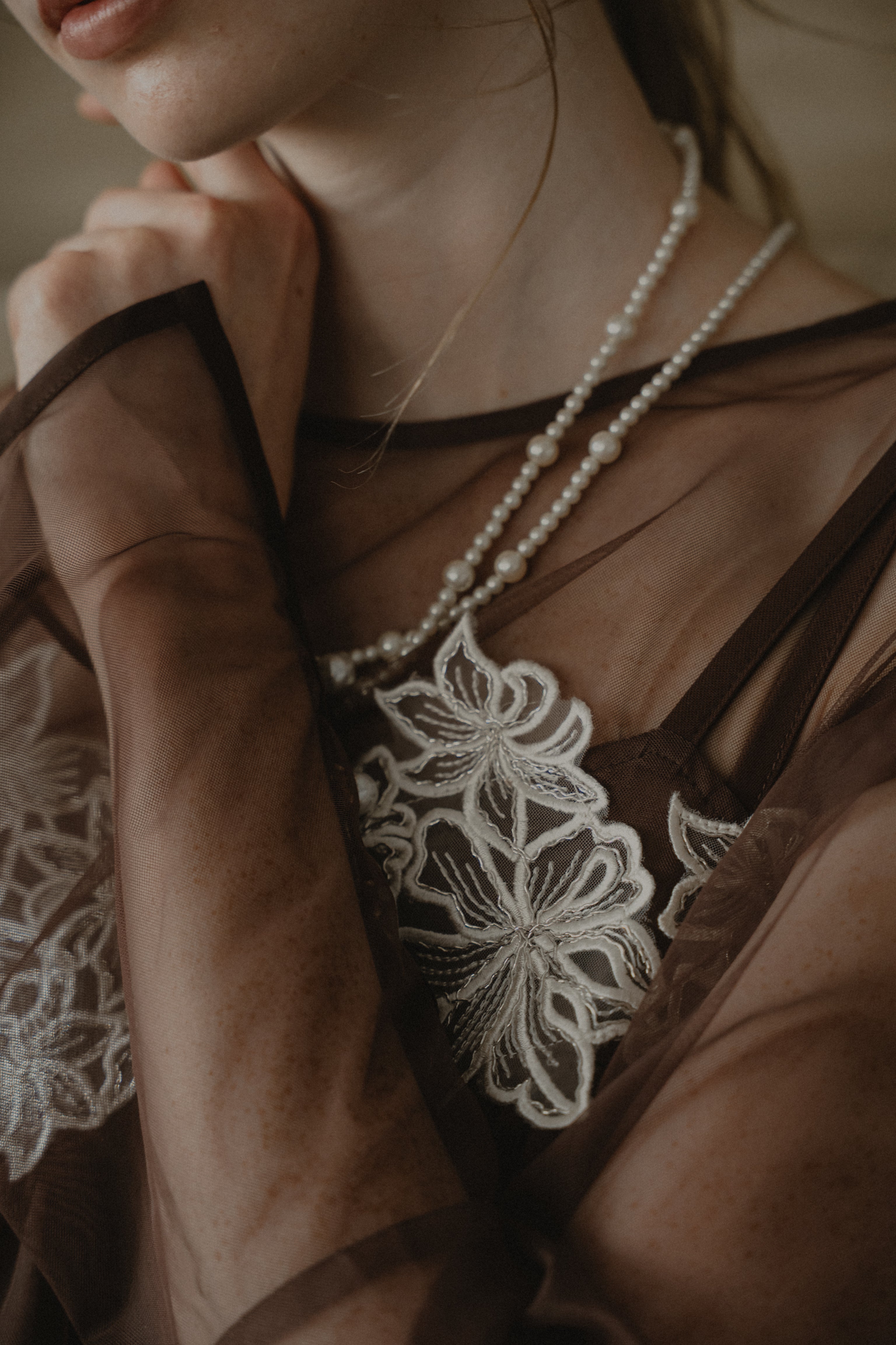 1015 Petal embroidery dress