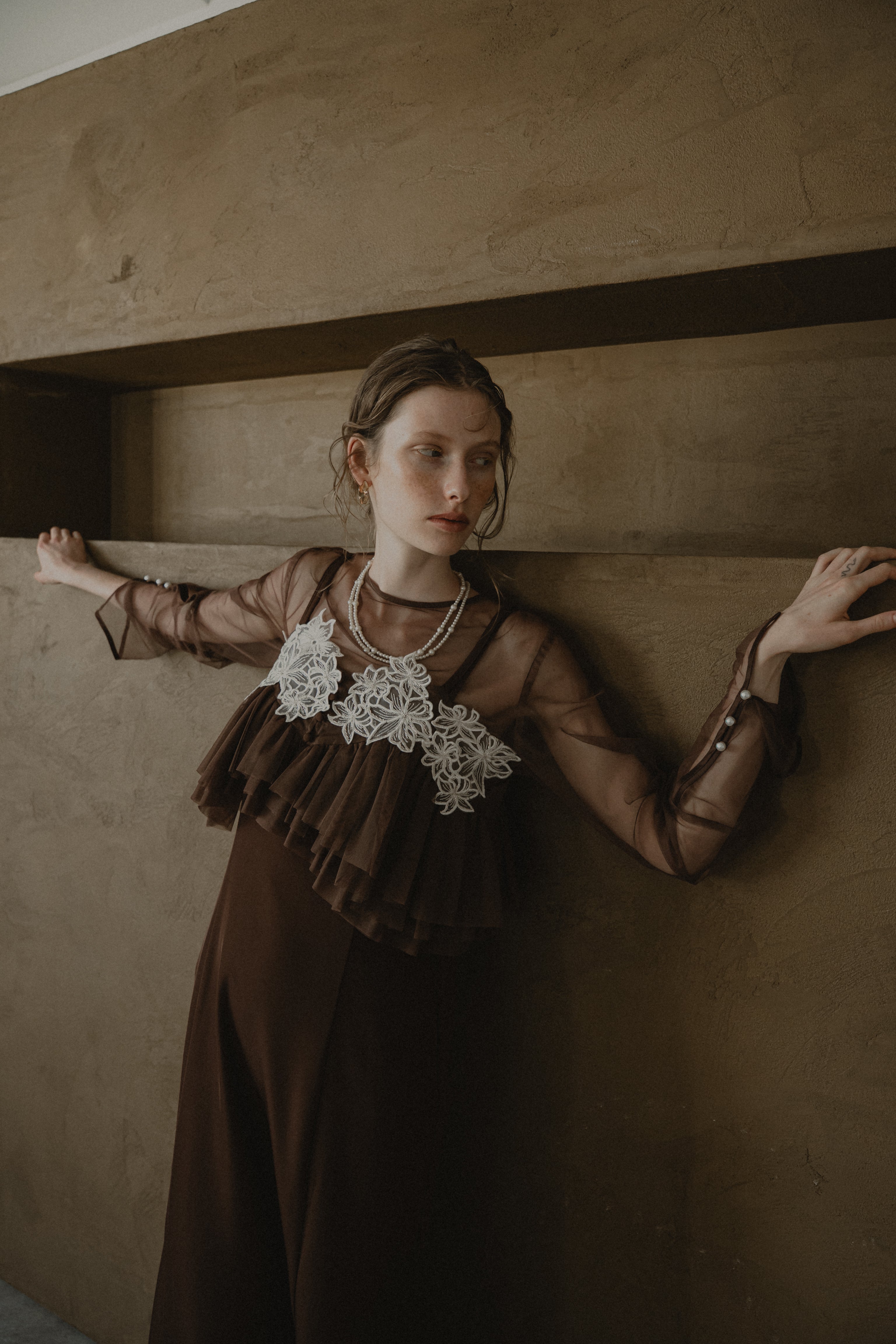 1015 Petal embroidery dress